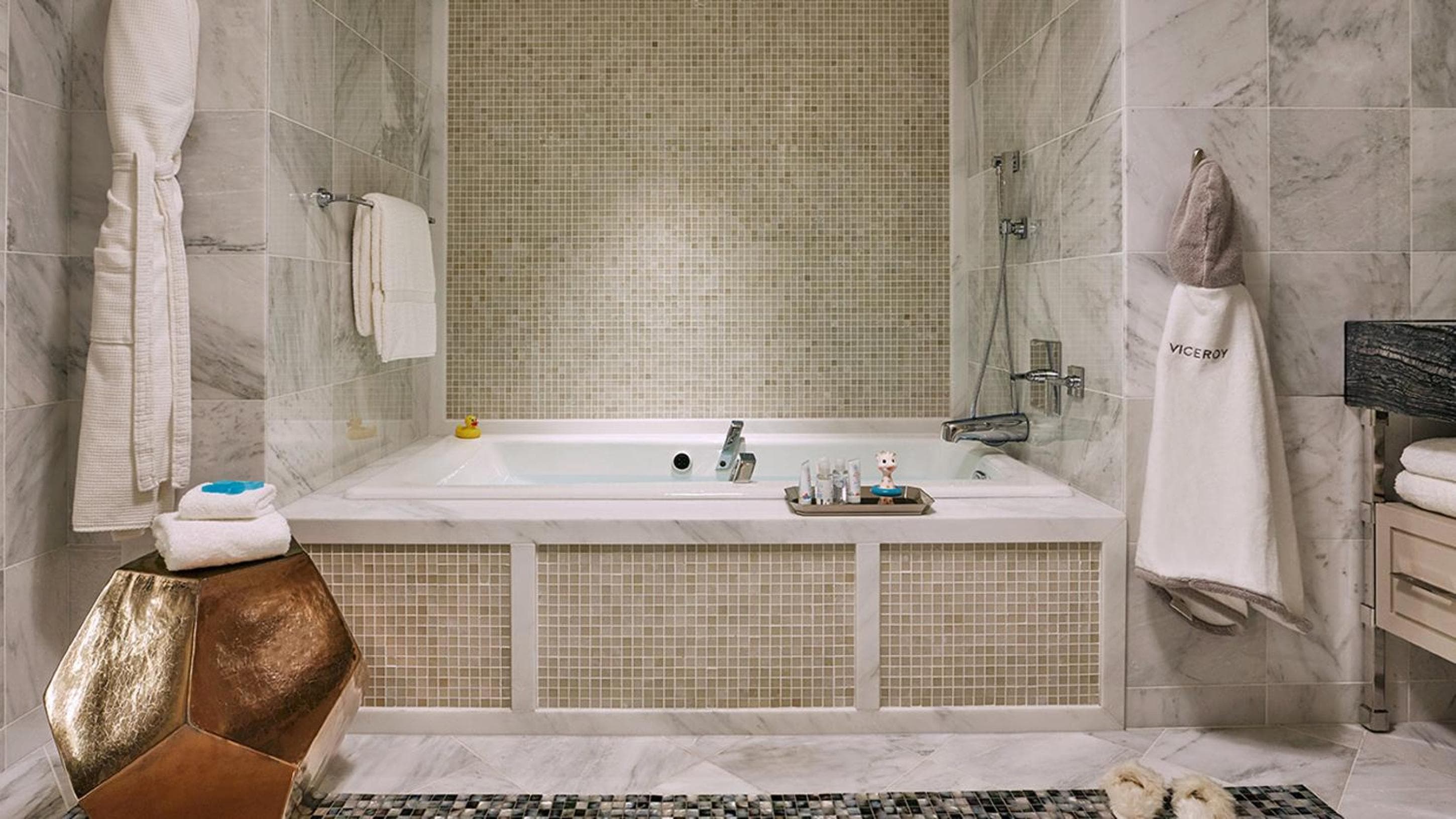 L'Ermitage Beverly Hills — 14