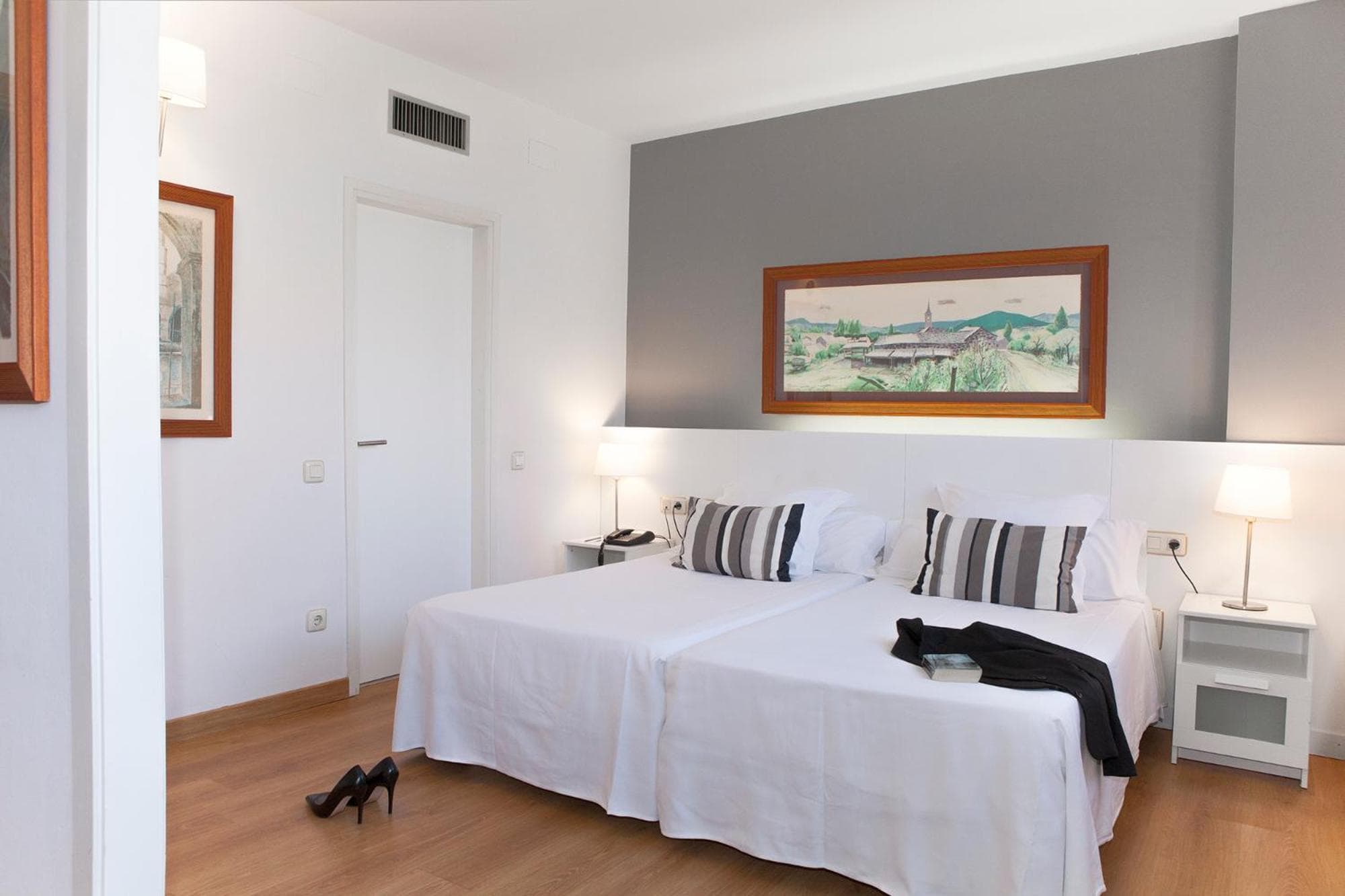 Aparthotel Atenea Barcelona — 7