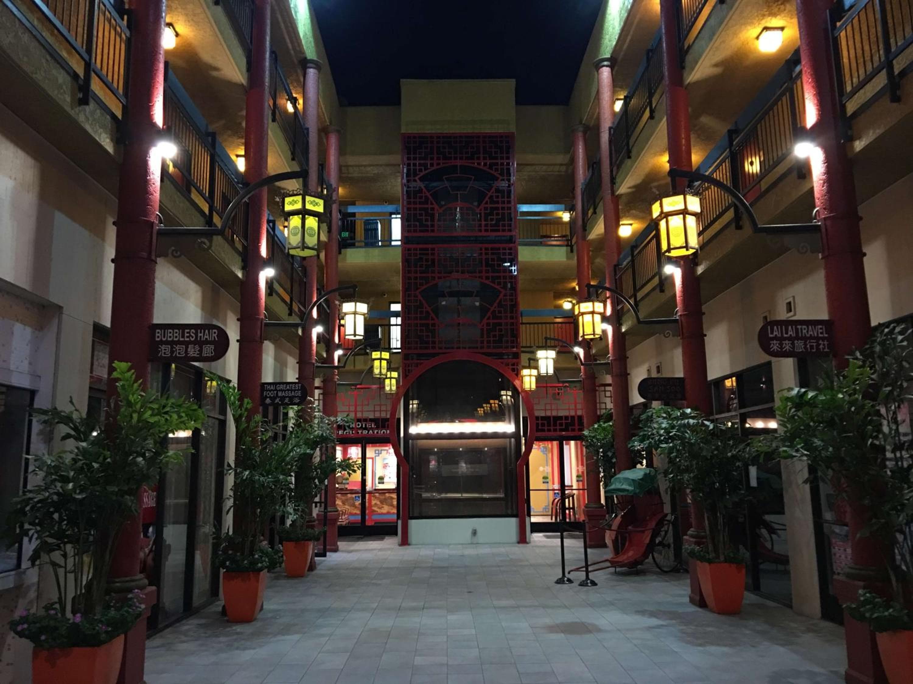 Best Western Plus Dragon Gate Inn — 2