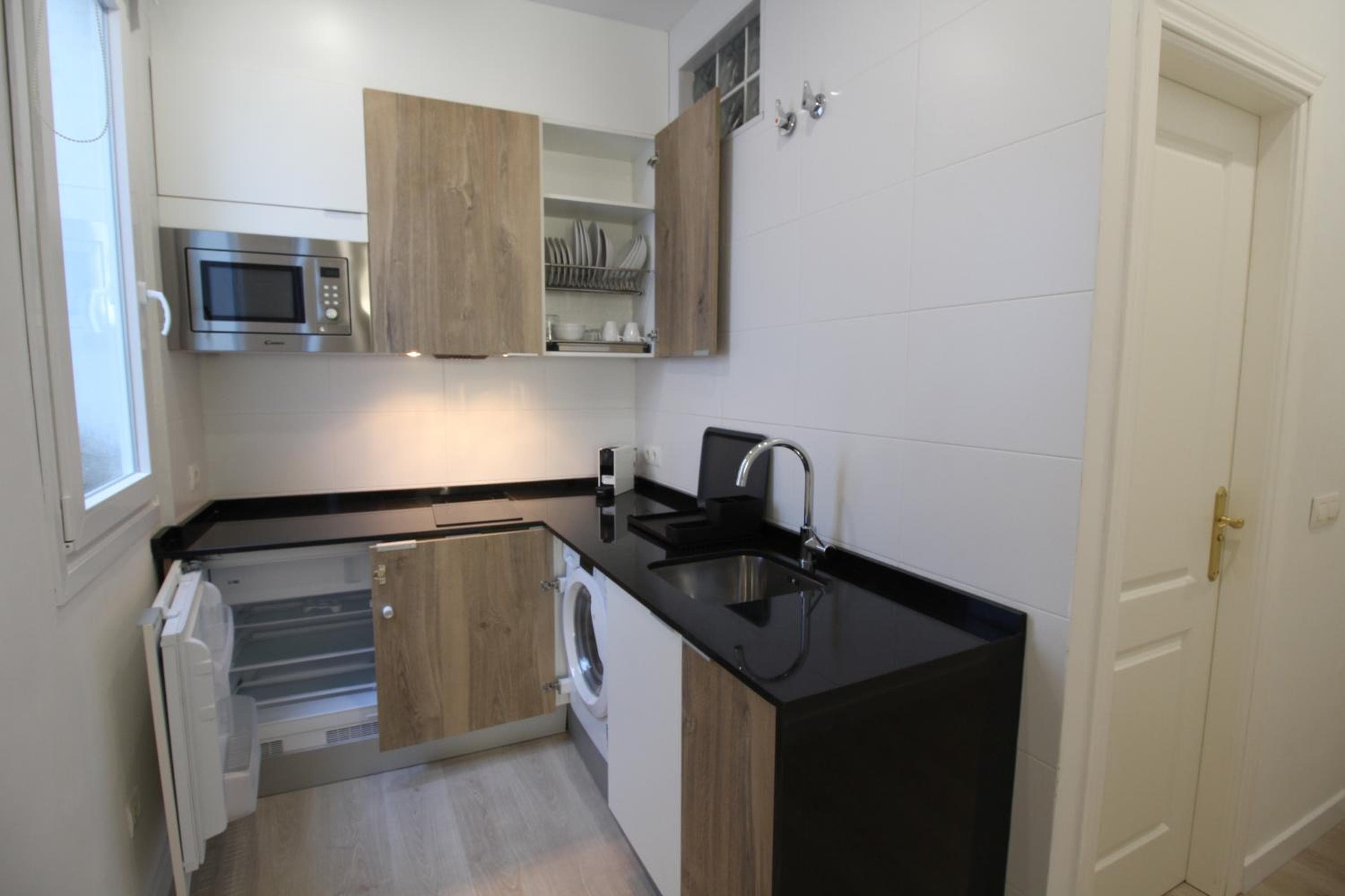 Apartamentos Romero Luna — 10