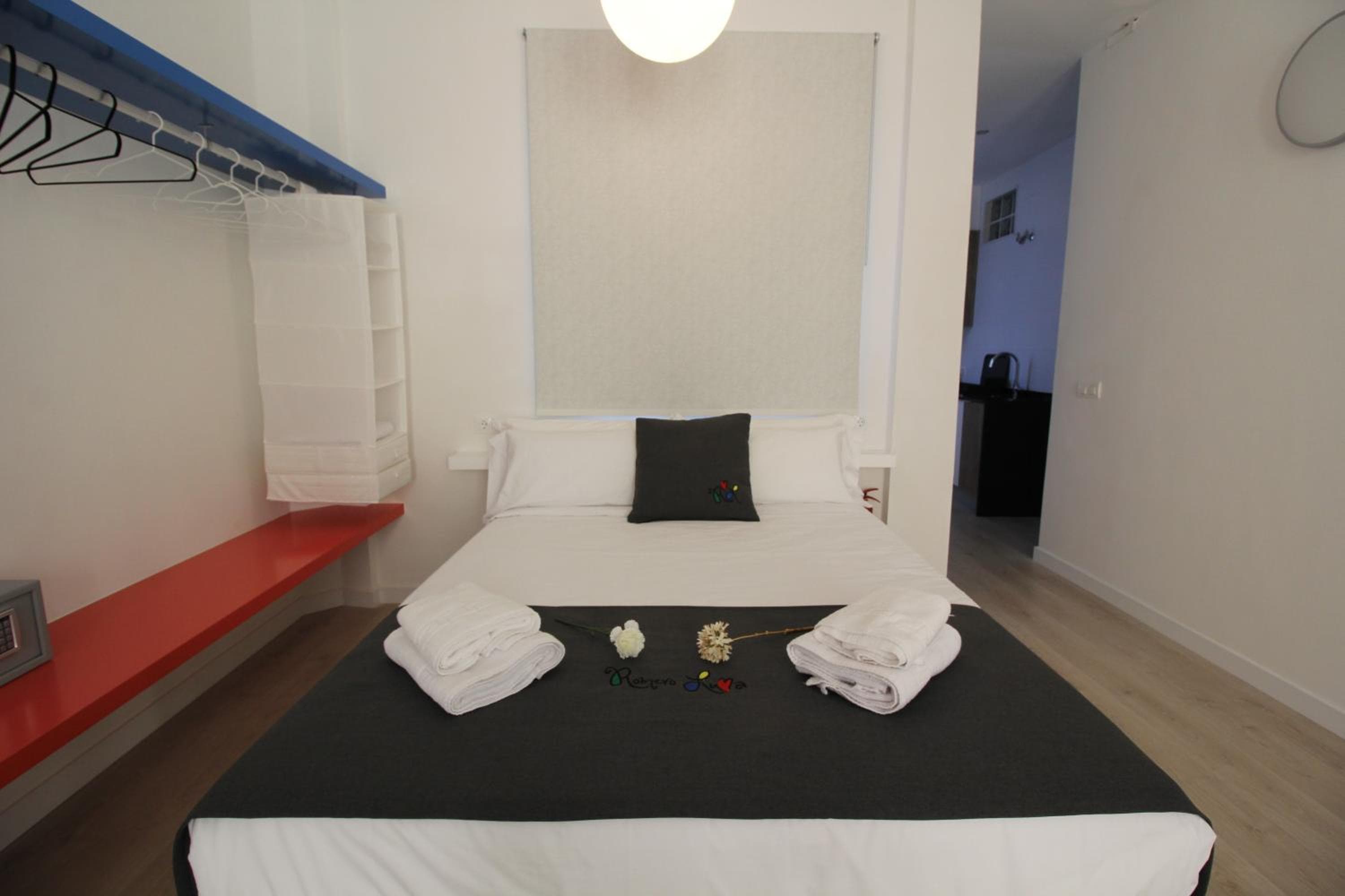 Apartamentos Romero Luna — 18