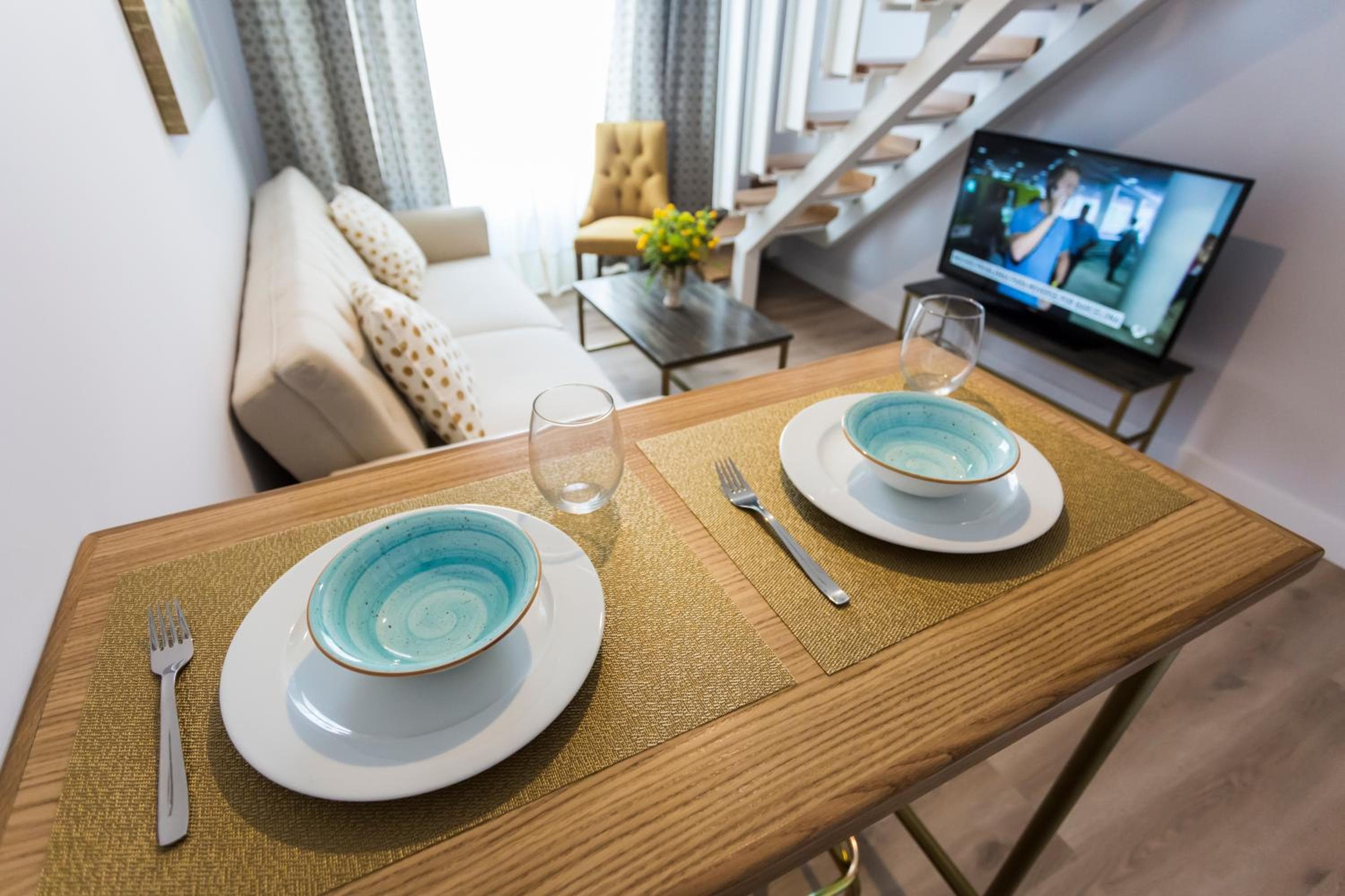 Casa de la Merced Suites — 2