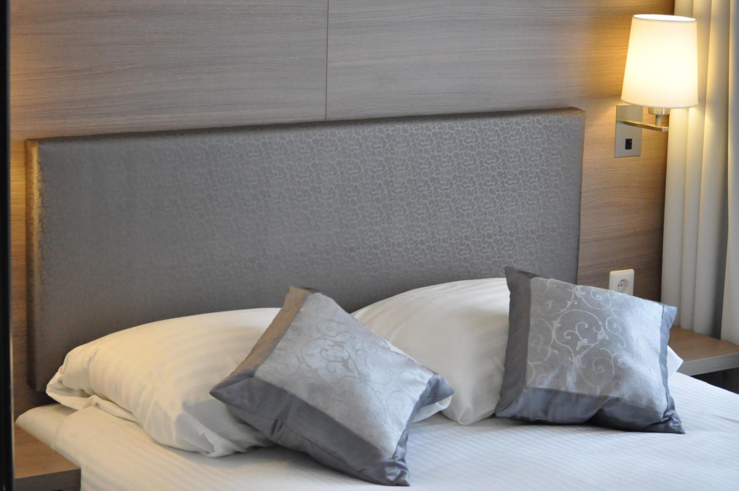 The Concert Hotel — 11