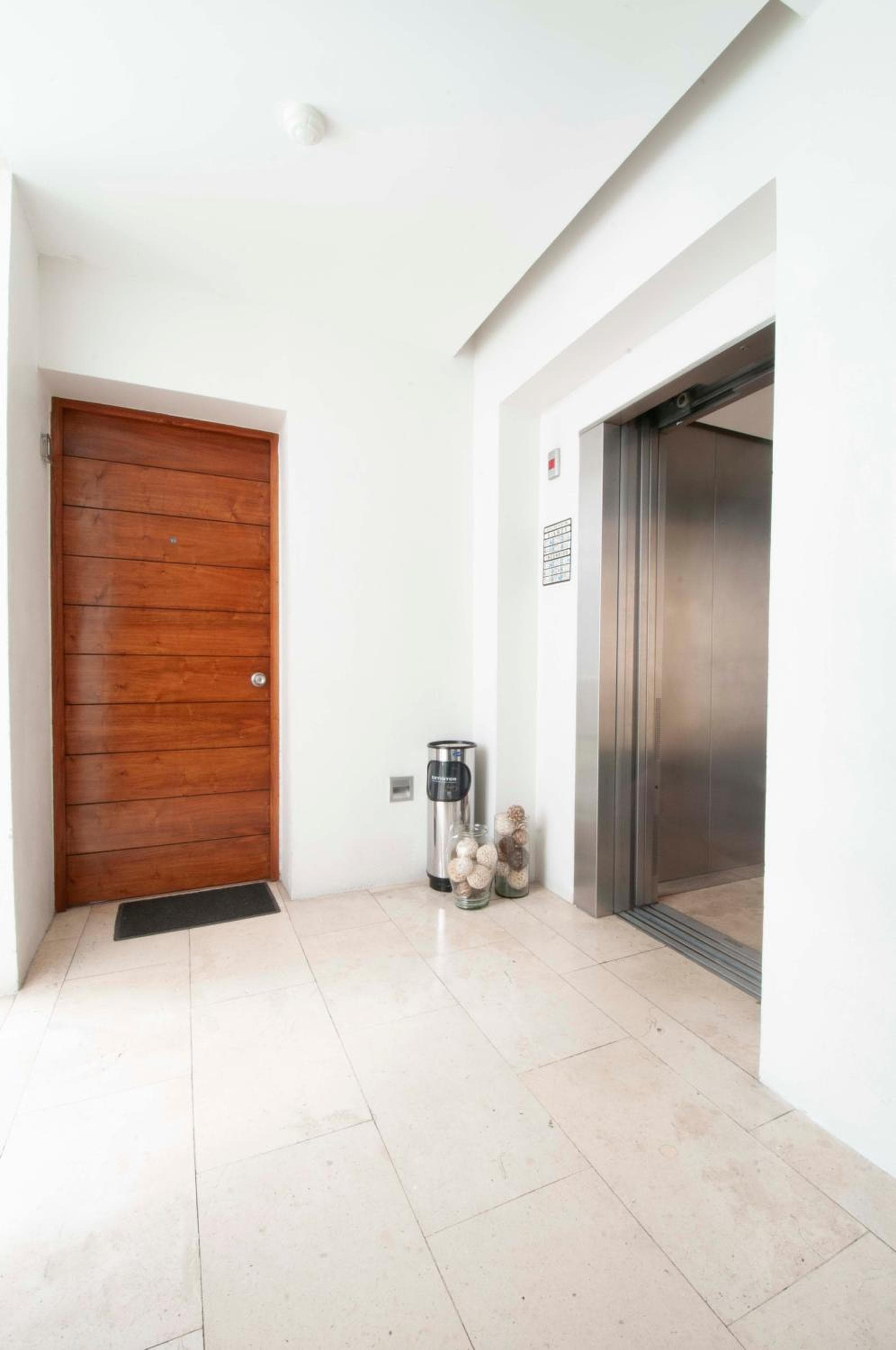 Lombardo Suites — 6
