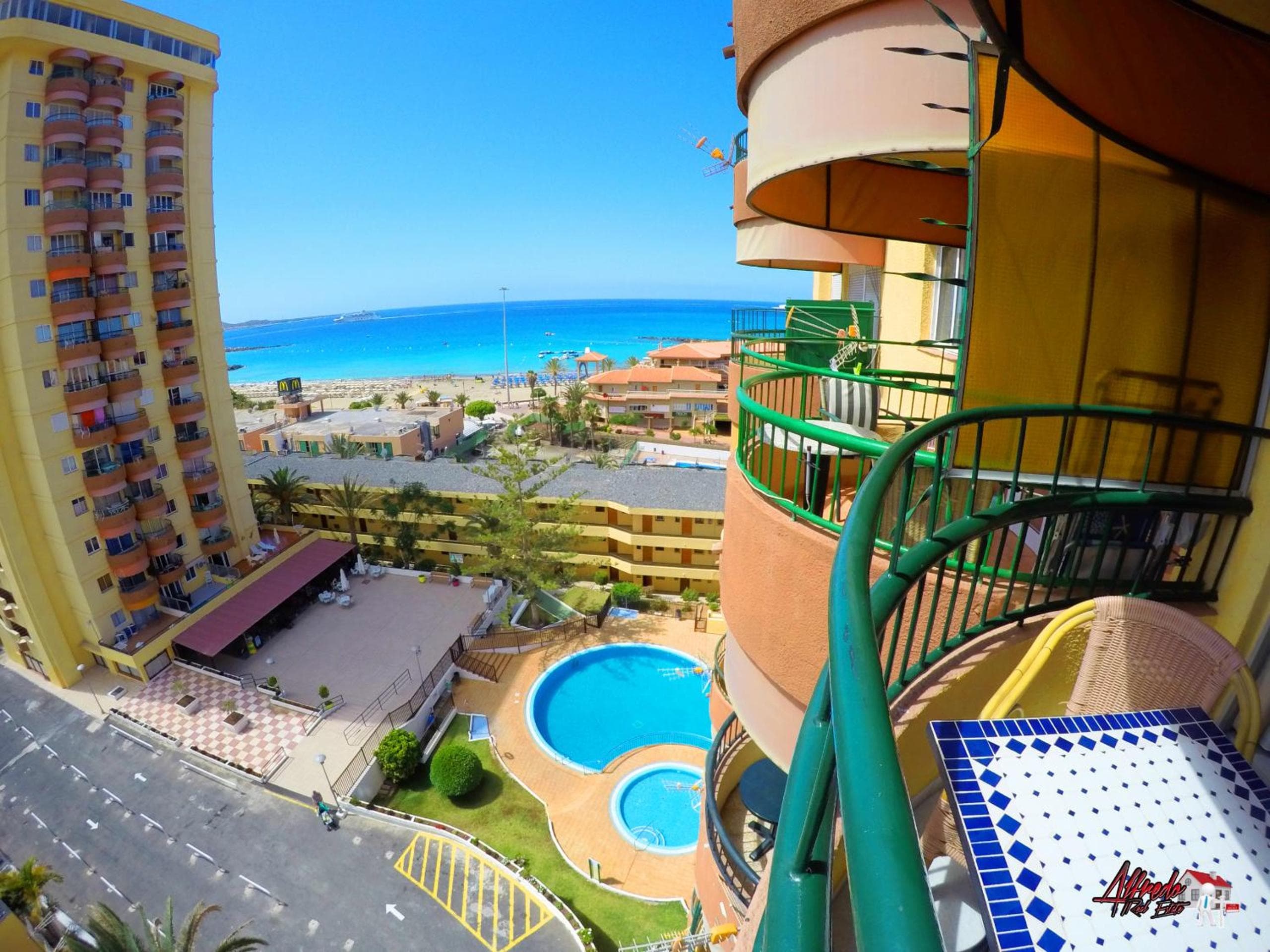 Torres del Sol — 1