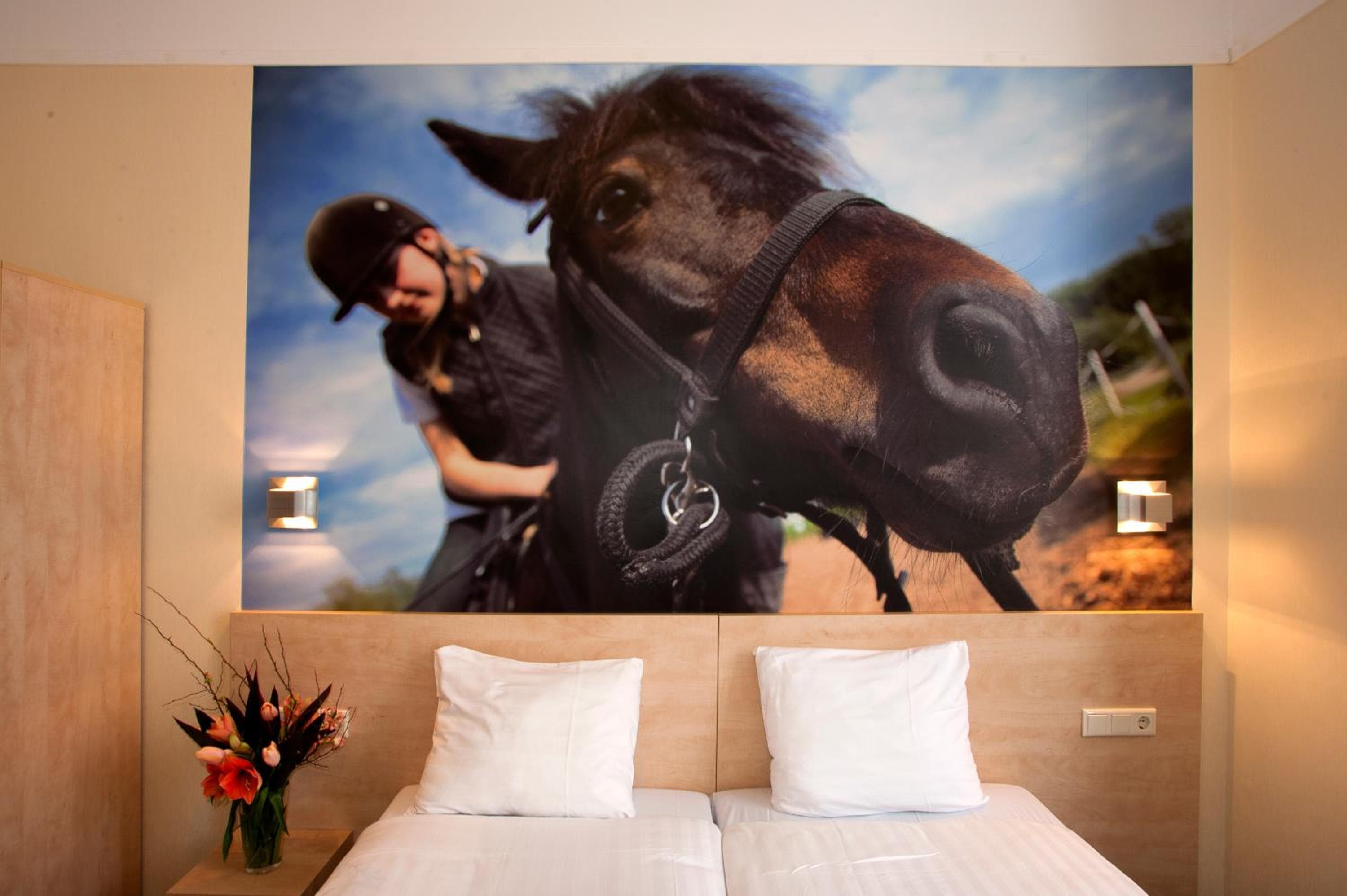 Hotel Iron Horse Amsterdam — 22