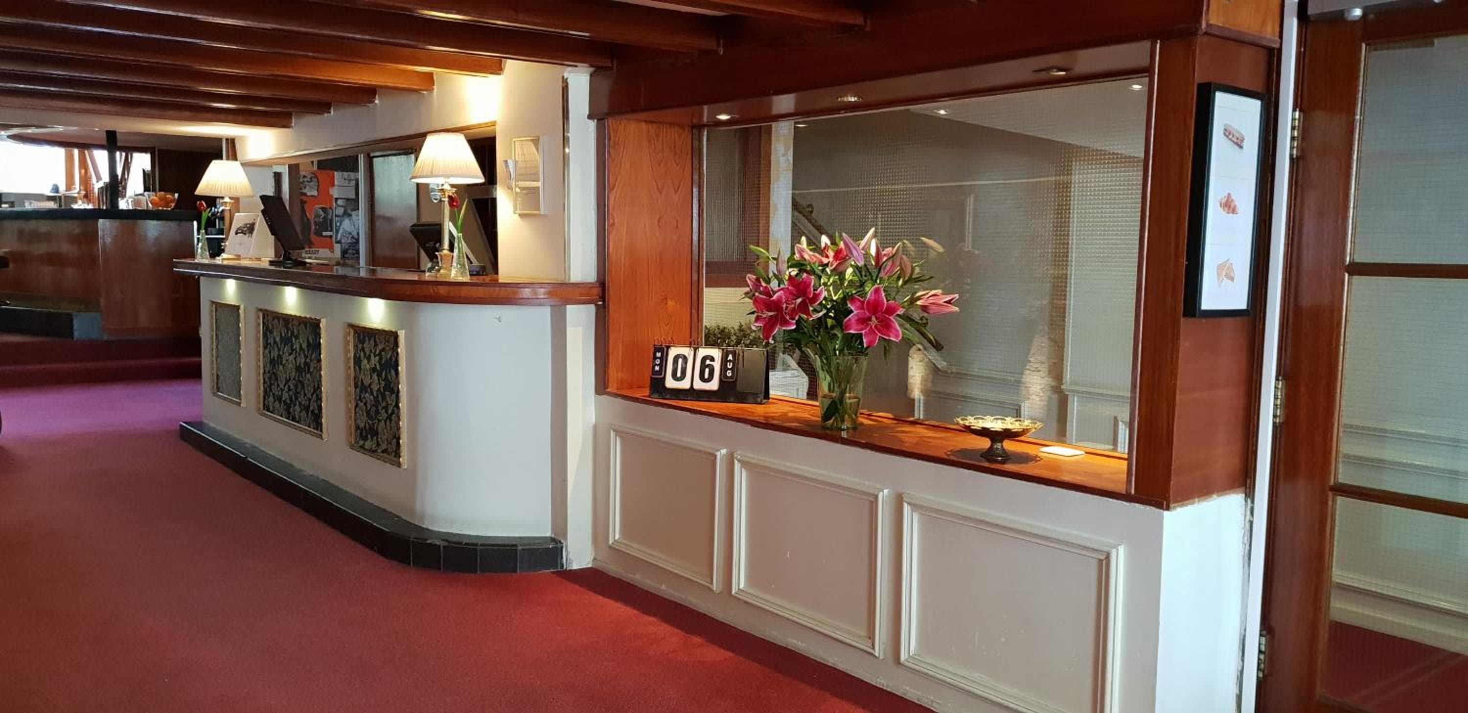 Hotel Rembrandtplein — 17