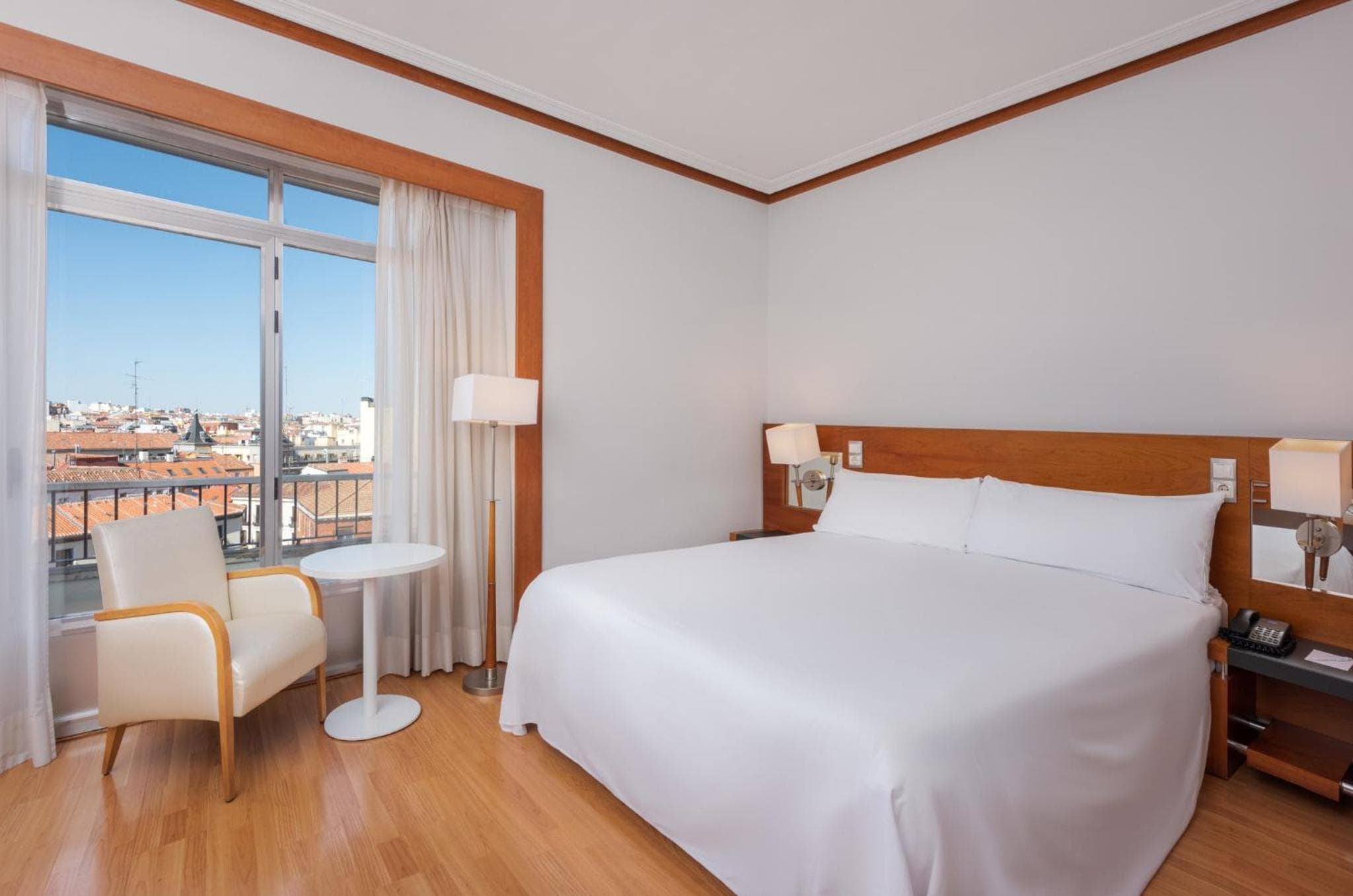 Hotel Madrid Plaza de España, Affiliated by Meliá — 7