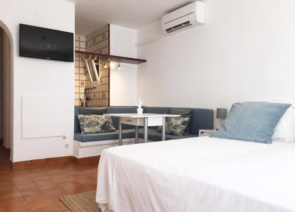 Apartamentos Albertos — 12