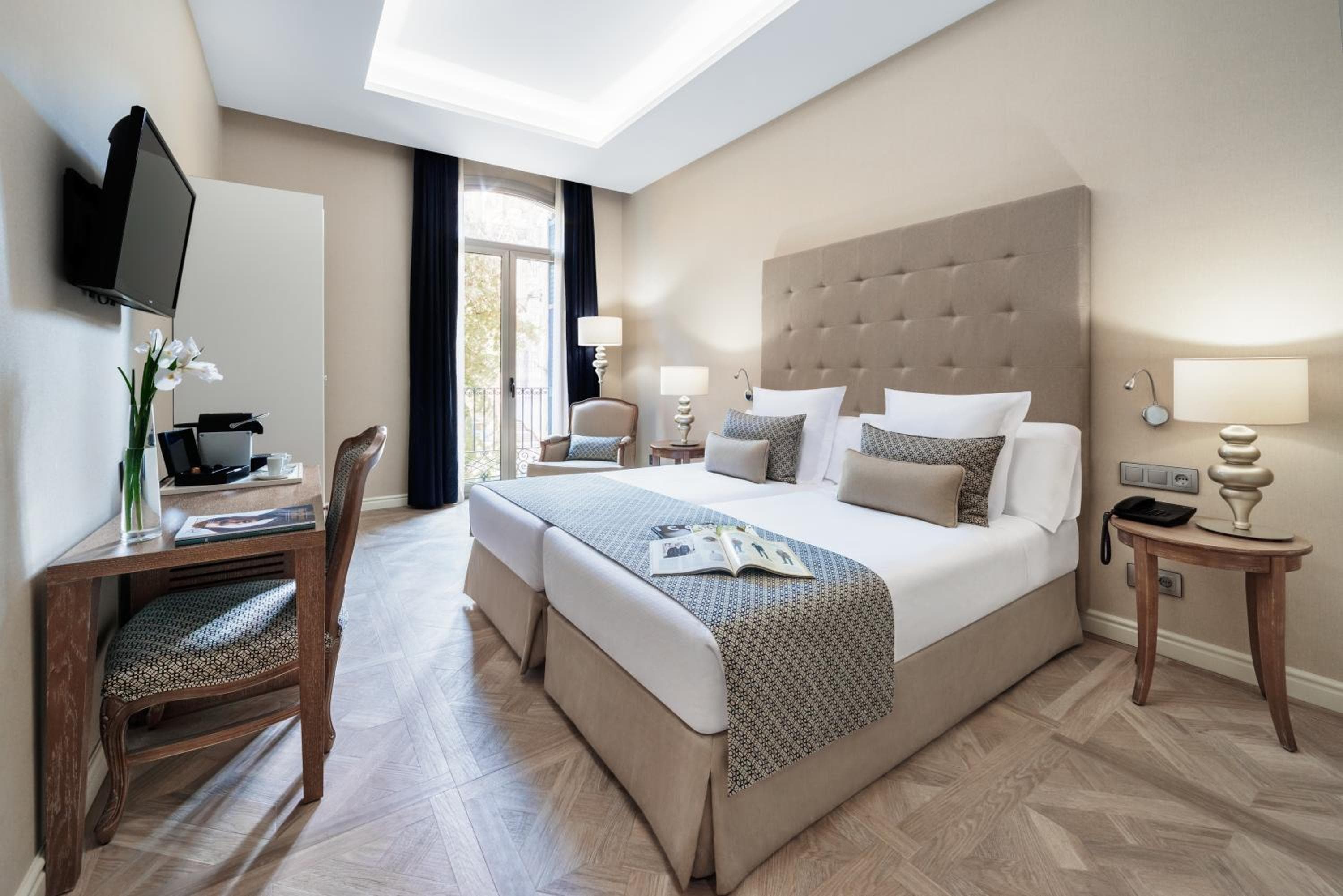 Colón Hotel Barcelona — 30