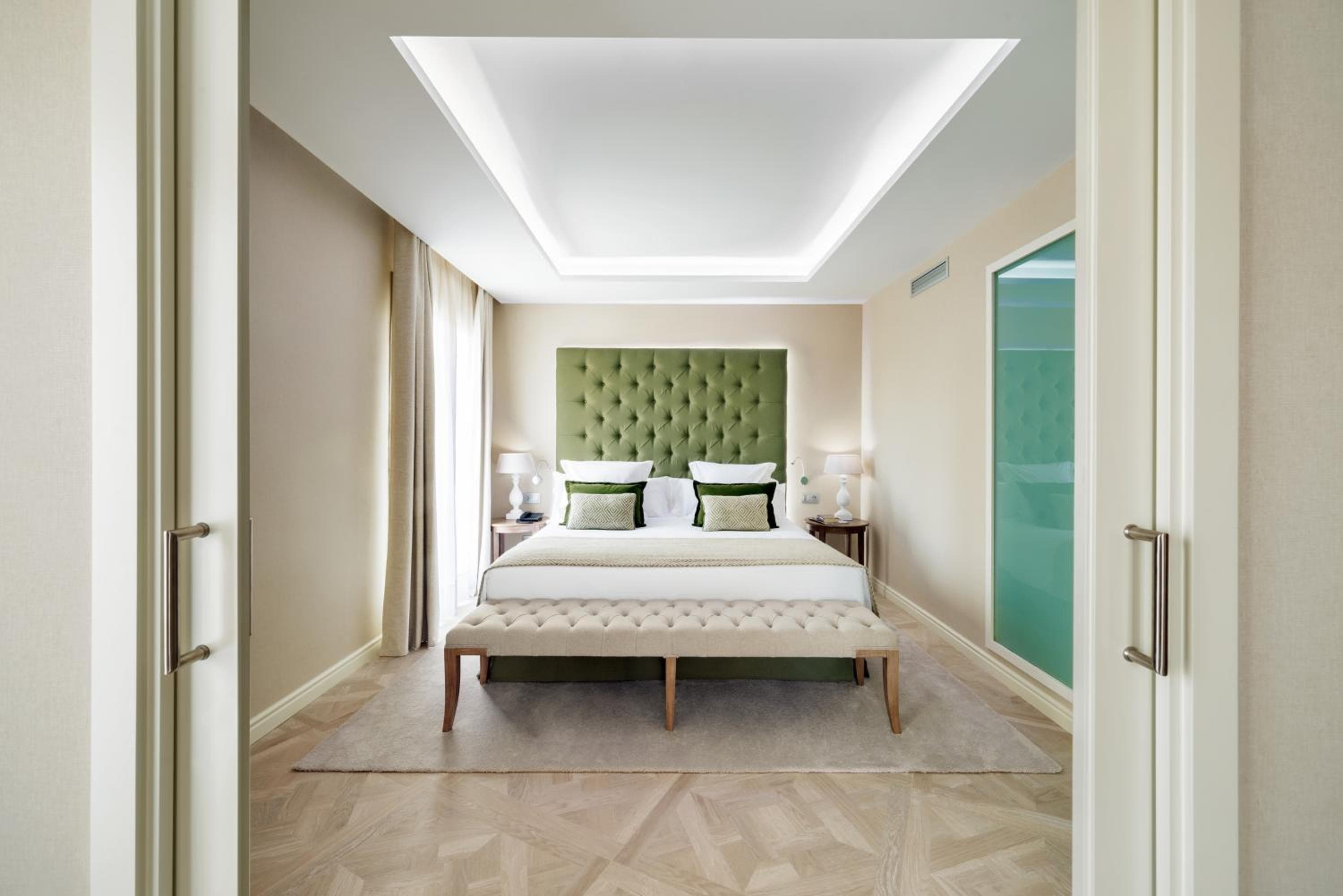 Colón Hotel Barcelona — 14