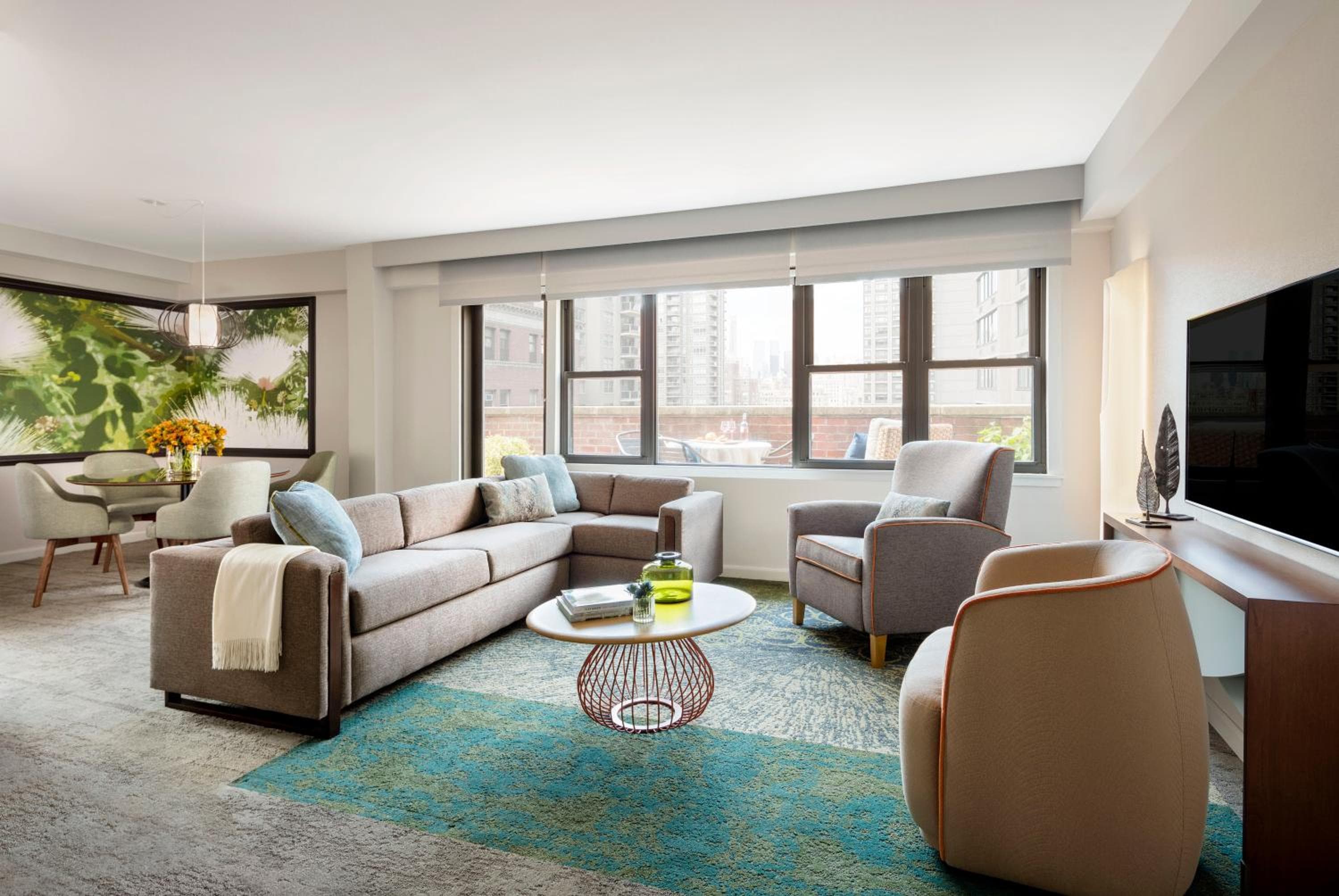 The Gardens Sonesta ES Suites New York — 14