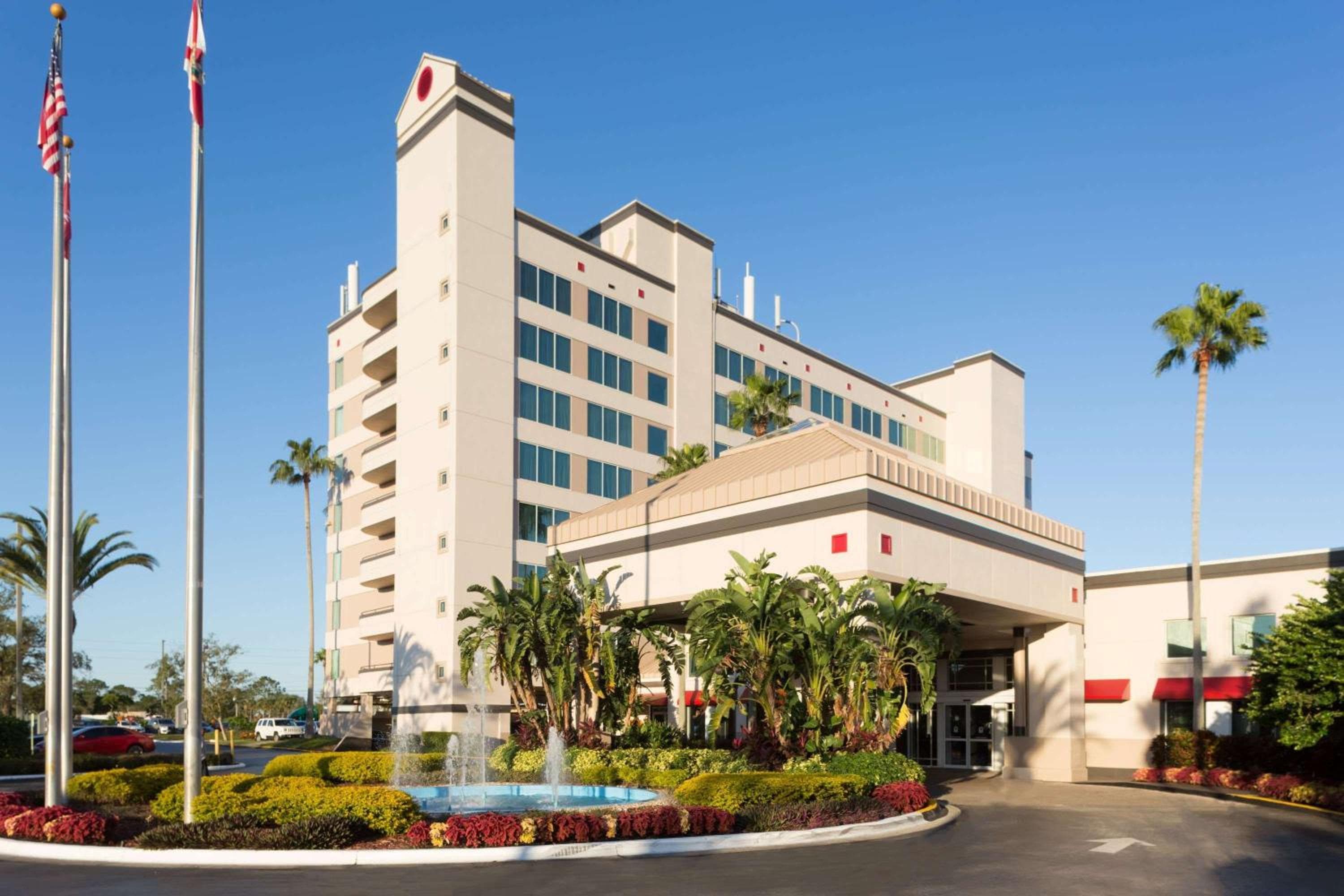 Ramada di Wyndham Kissimmee Gateway — 1