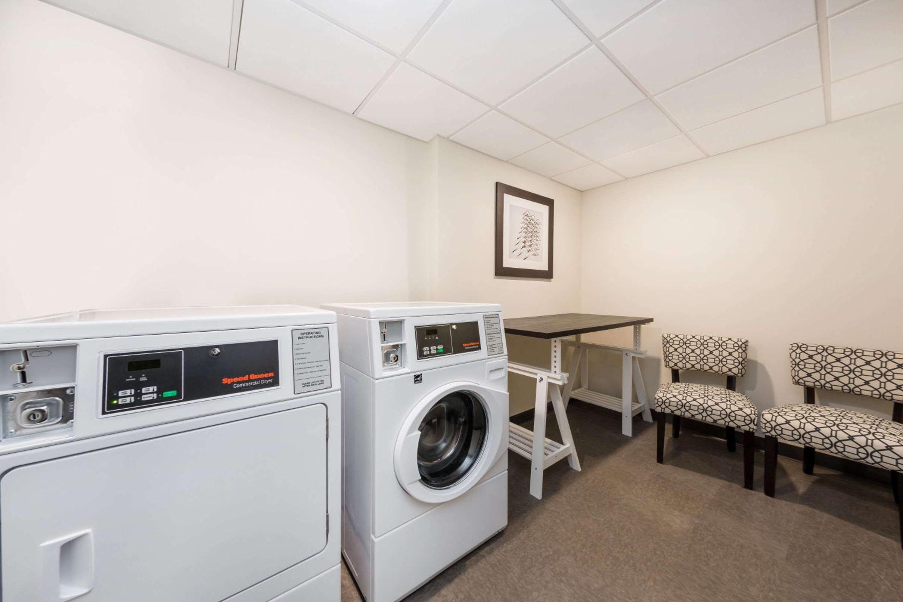 Wingate by Wyndham Miami Airport — 6