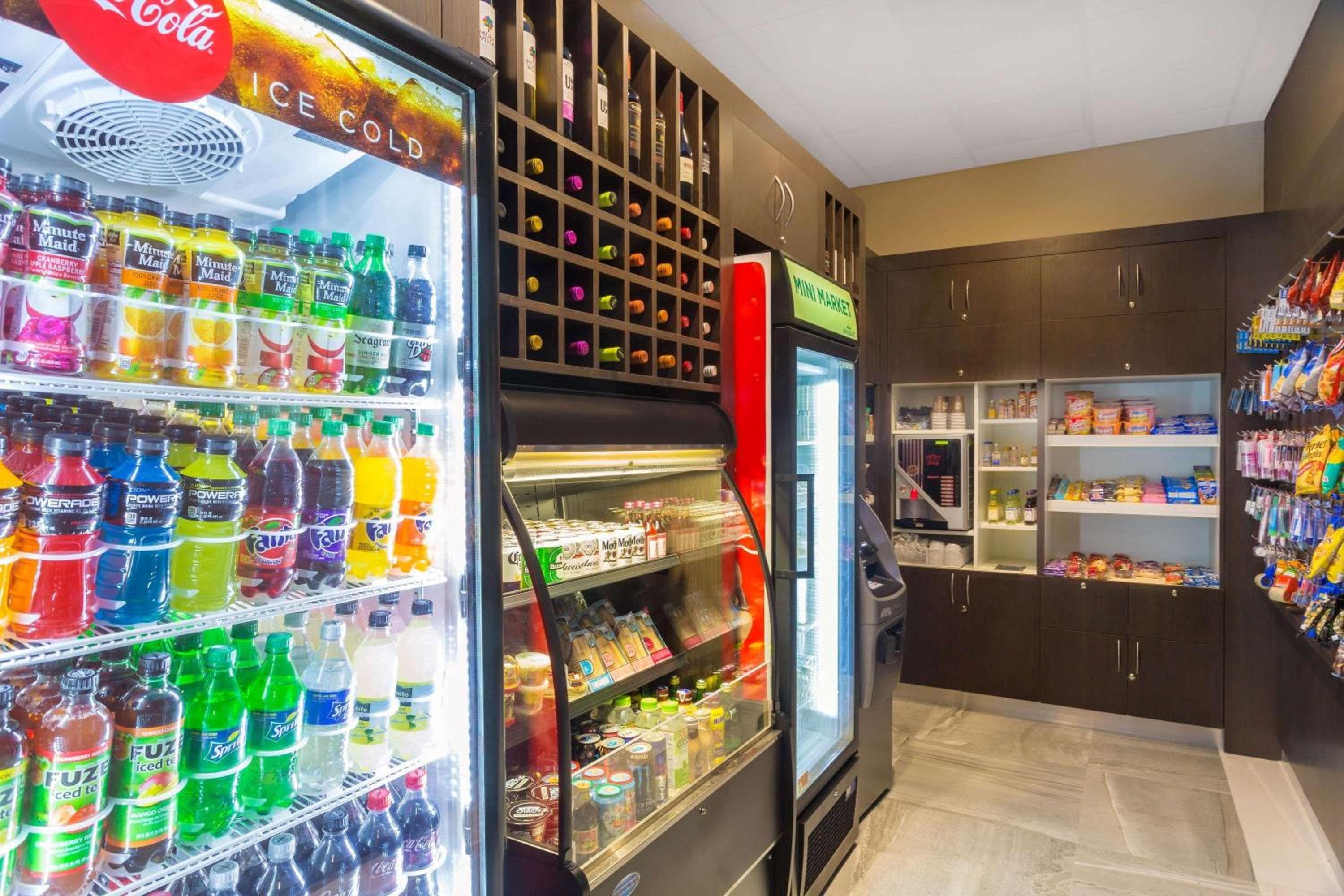 Wingate by Wyndham Miami Airport — 29