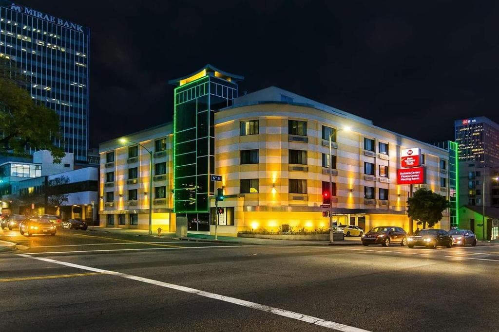 Best Western Plus LA Mid-Town Hotel — 8