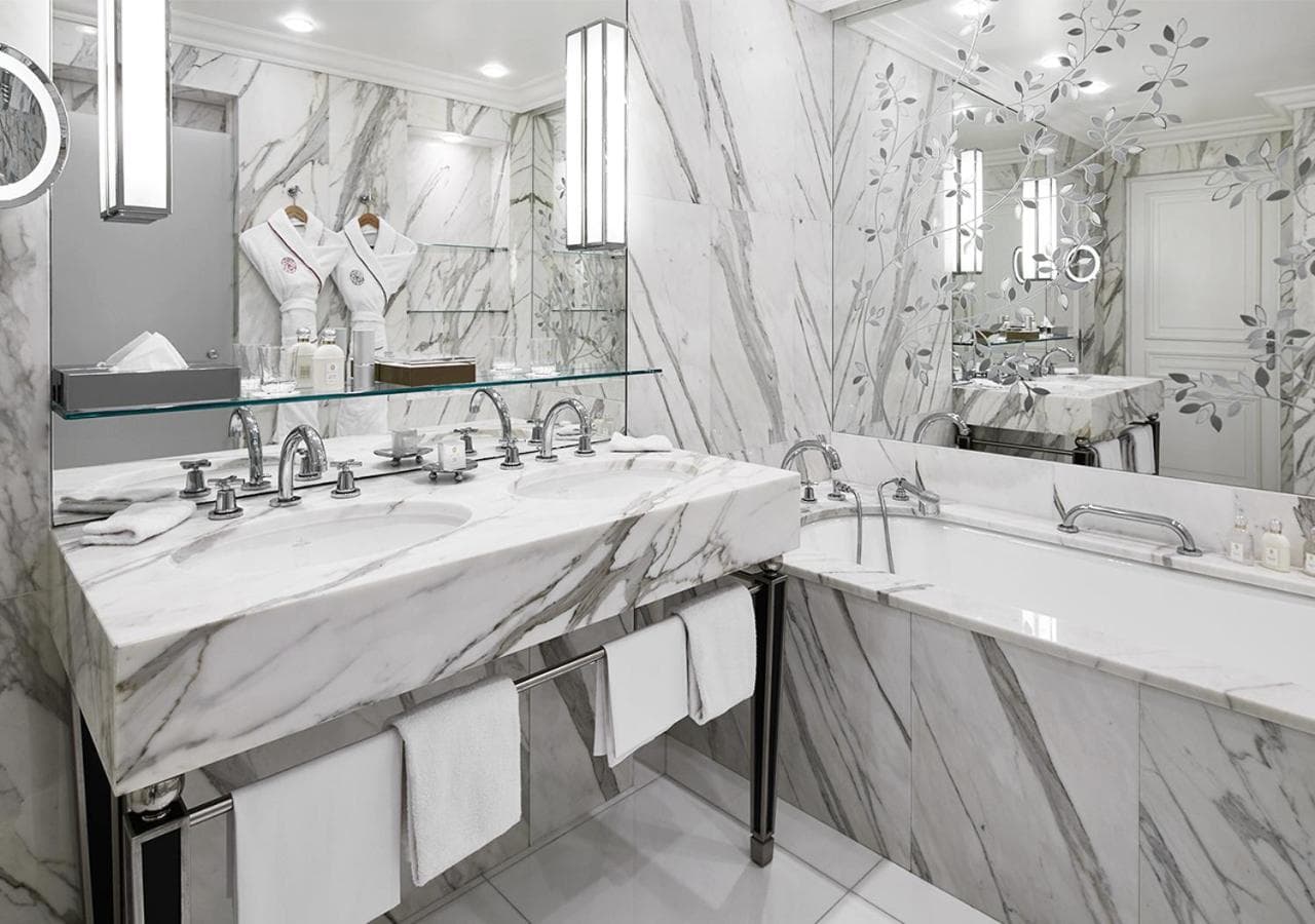 Hôtel Plaza Athénée - Dorchester Collection — 6