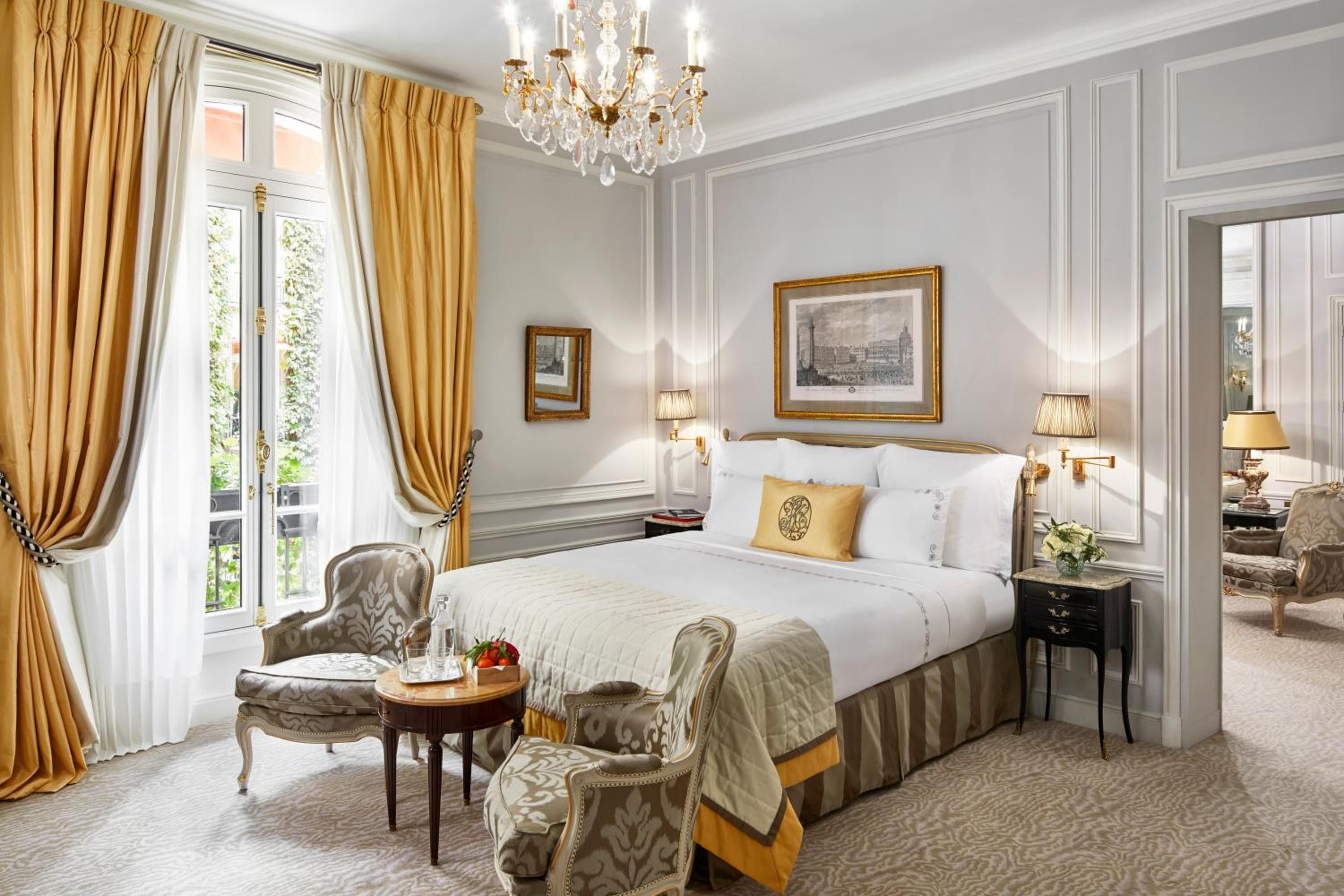 Hôtel Plaza Athénée - Dorchester Collection — 29