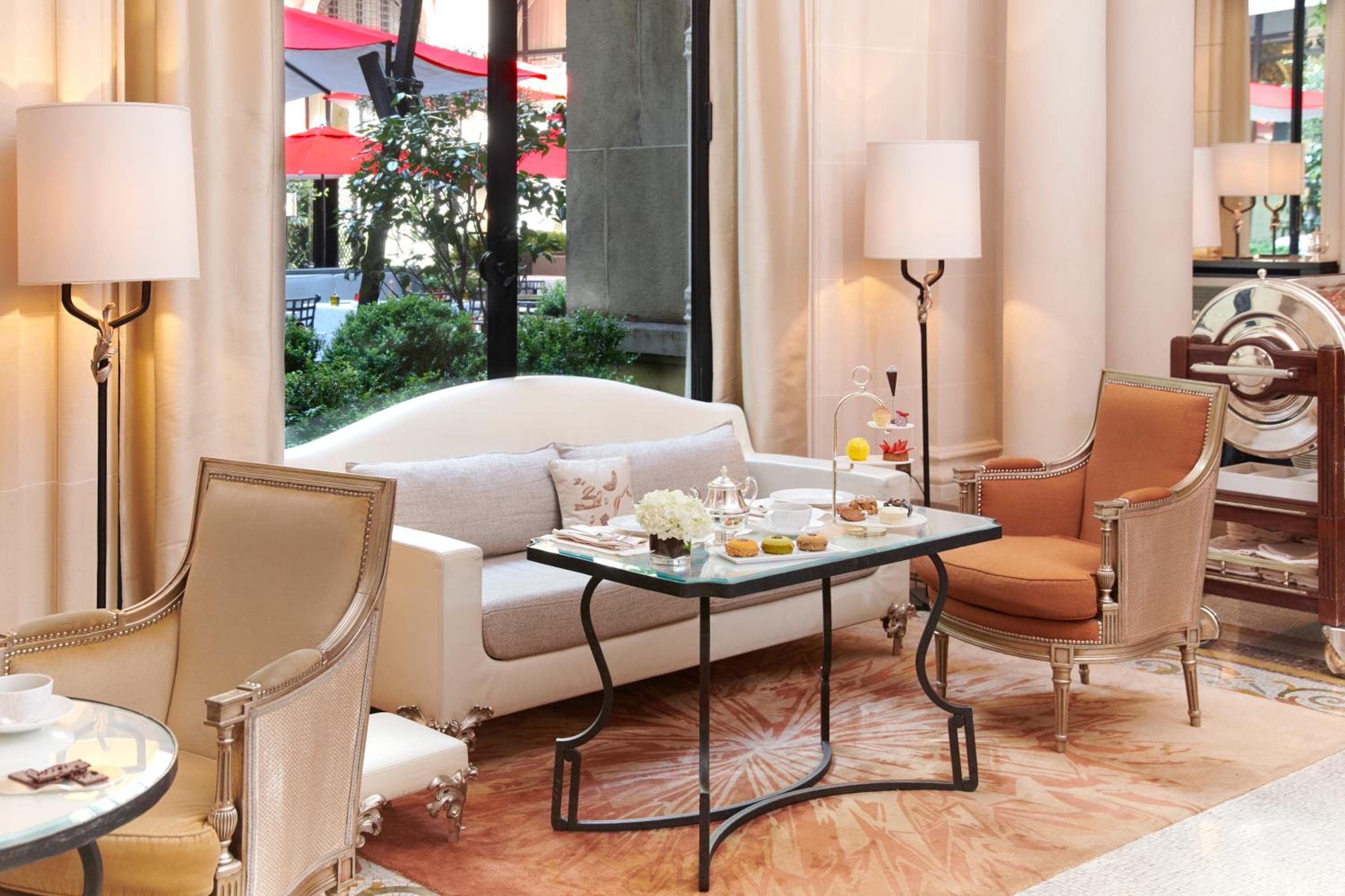Hotel Plaza Athénée - Dorchester Collection — 22