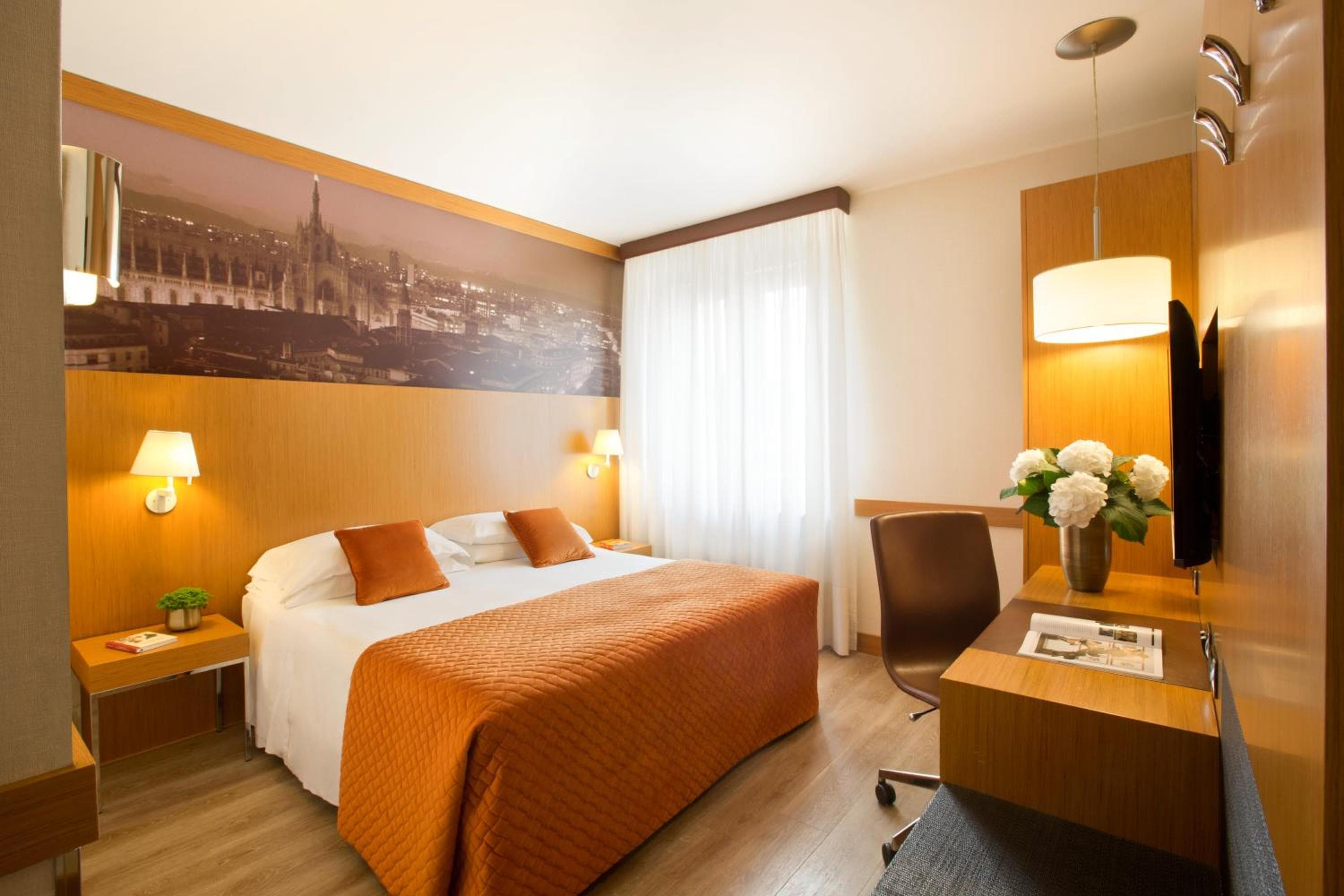 Starhotels Tourist — 13
