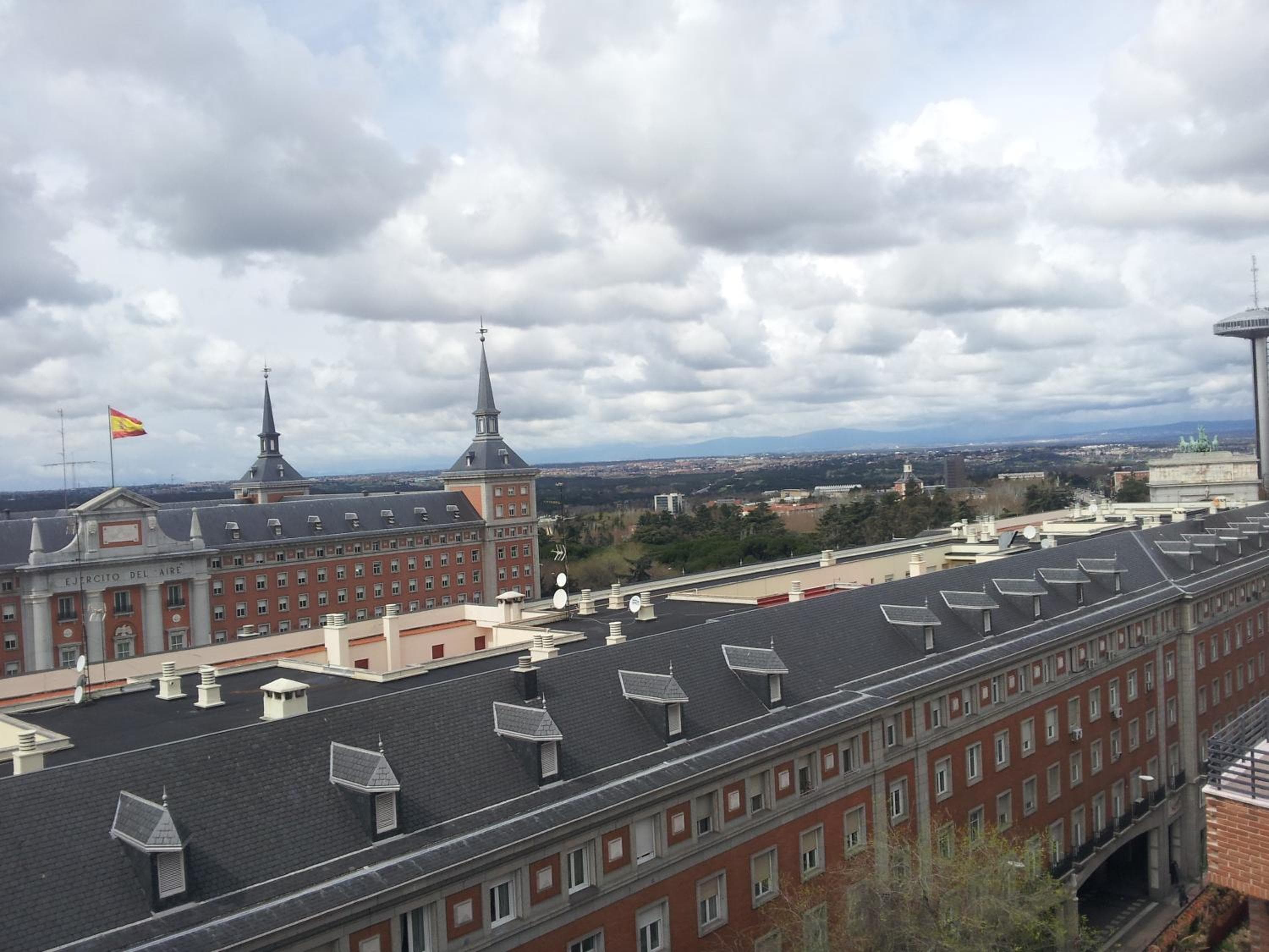 Exe Moncloa — 28