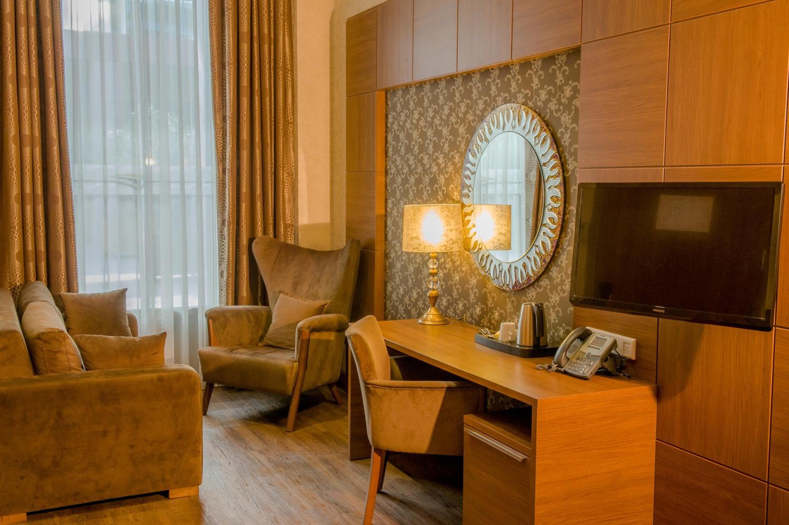 Gran Hotel Centro — 29