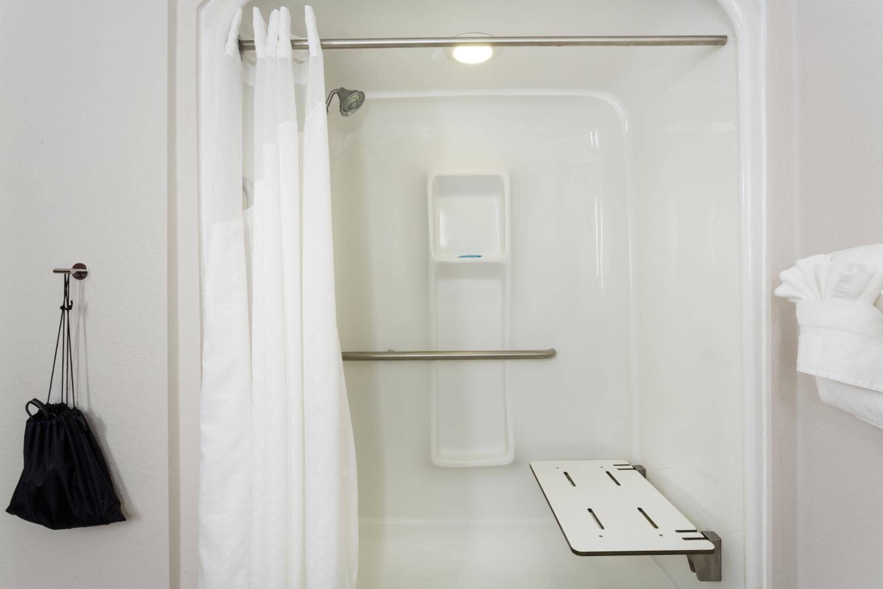 Holiday Inn Express Hotel & Suites Tampa-Fairgrounds-Casino, ein IHG Hotel — 8