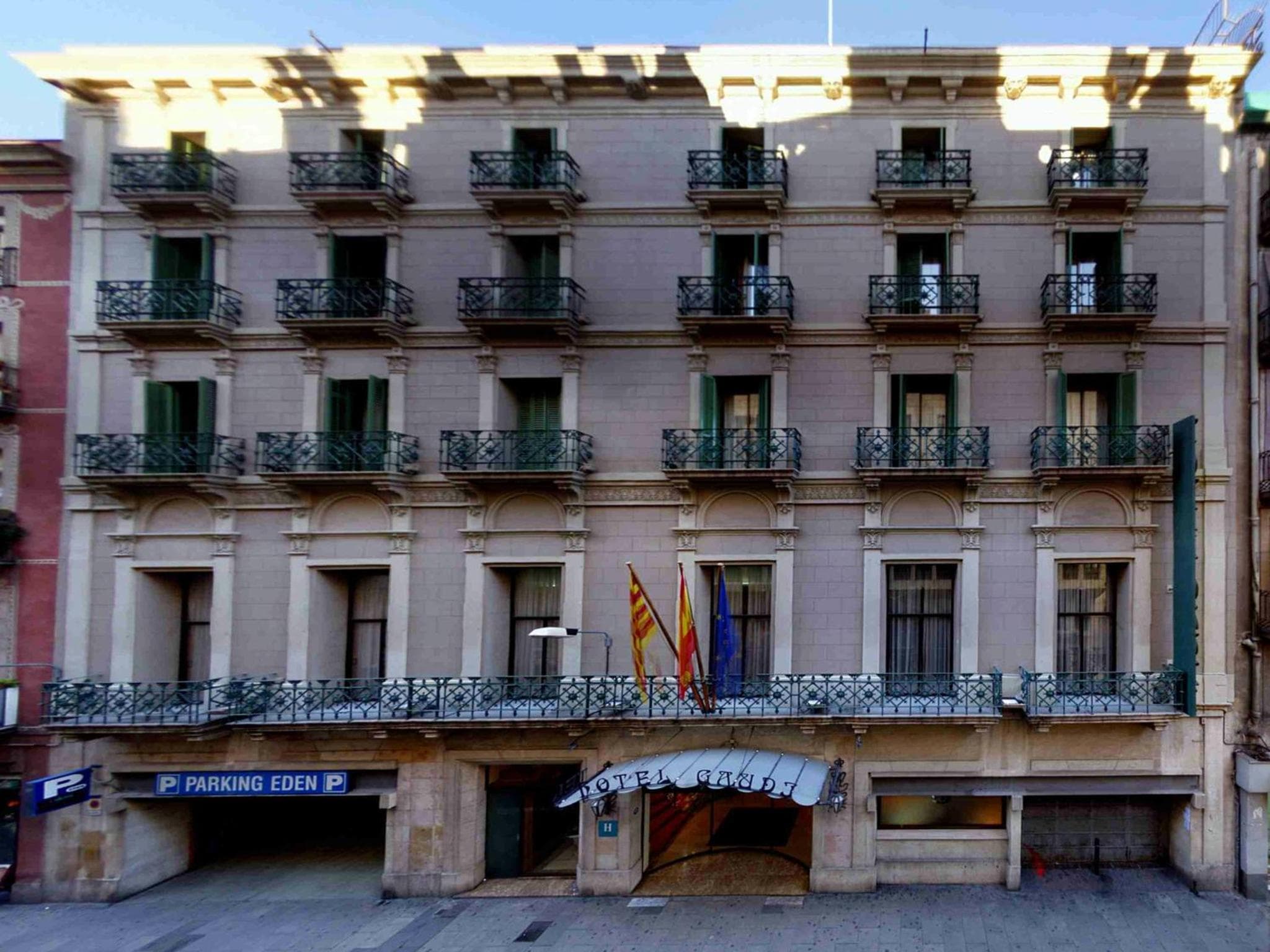 Gaudi Hotel — 13