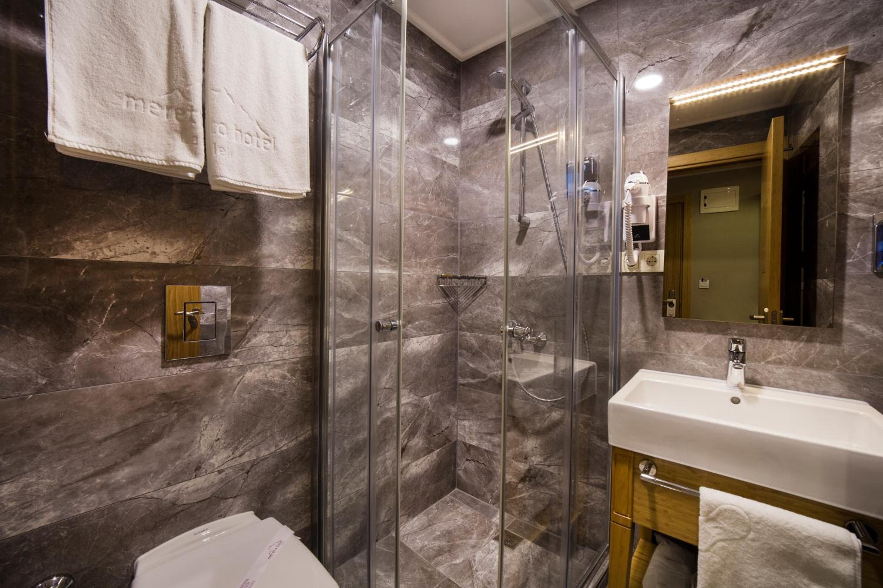 Hotel LALELİ — 12