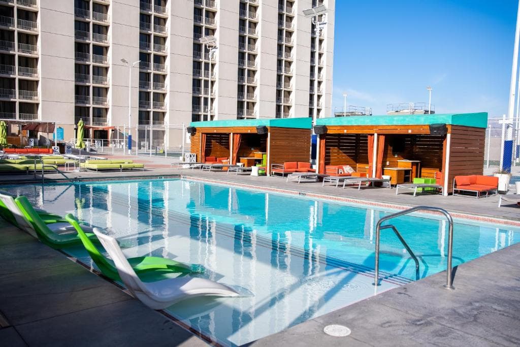 Plaza Hotel & Casino — 8
