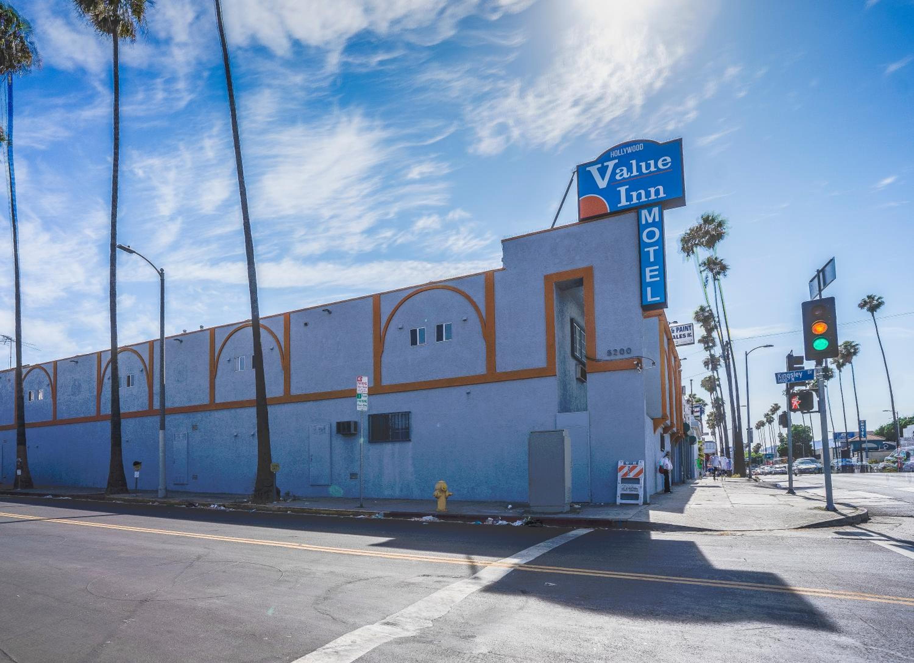 Valore Inn Hollywood — 4