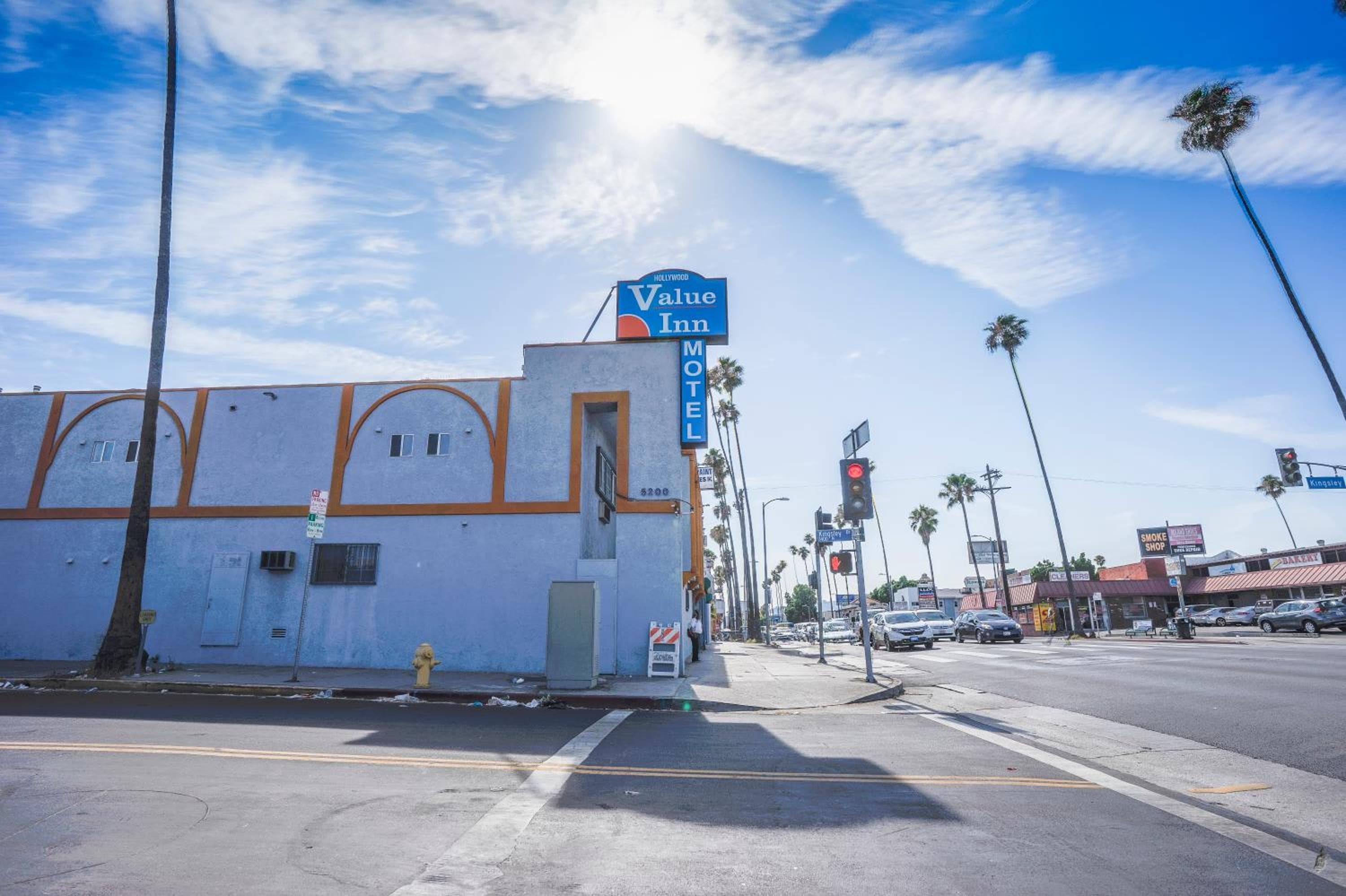 Valore Inn Hollywood — 3
