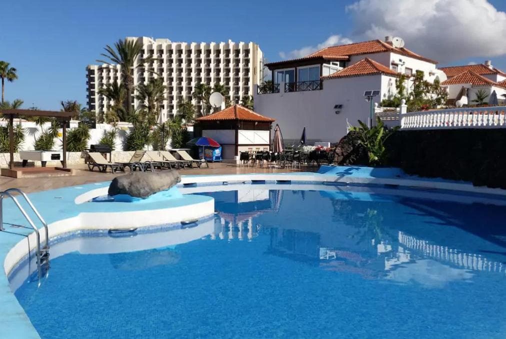 Apartment in Playa de las Americas 1 — 3