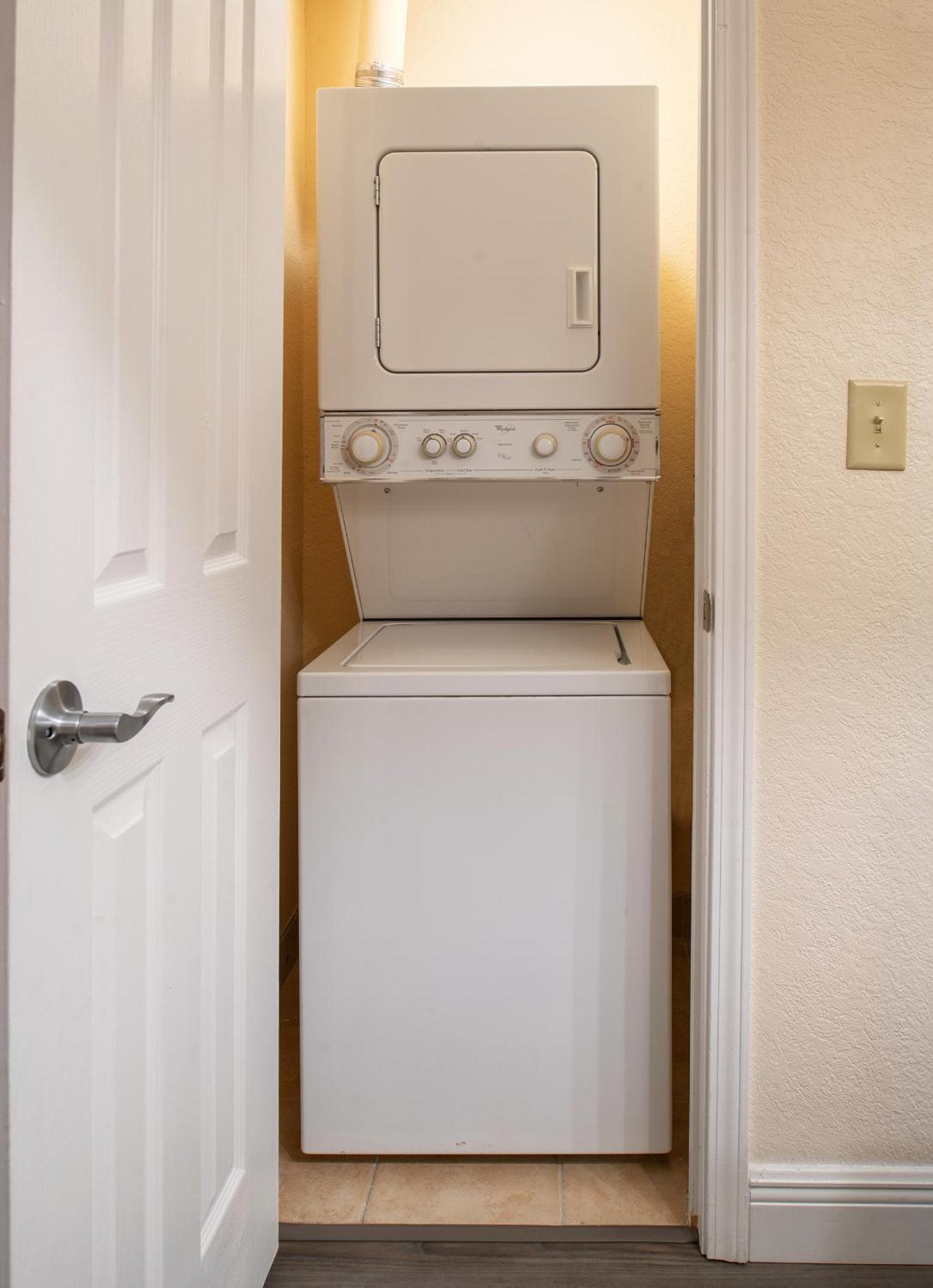 Floridays Orlando Two & Three Bed Rooms Condo Resort — 13