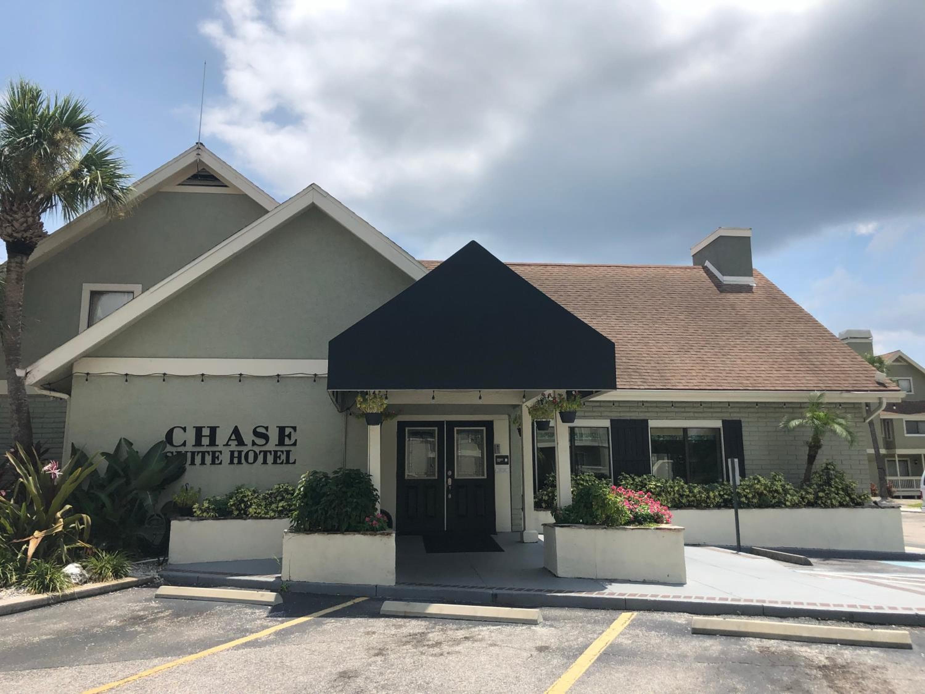 Chase Suite Hotel Rocky Point Tampa — 23