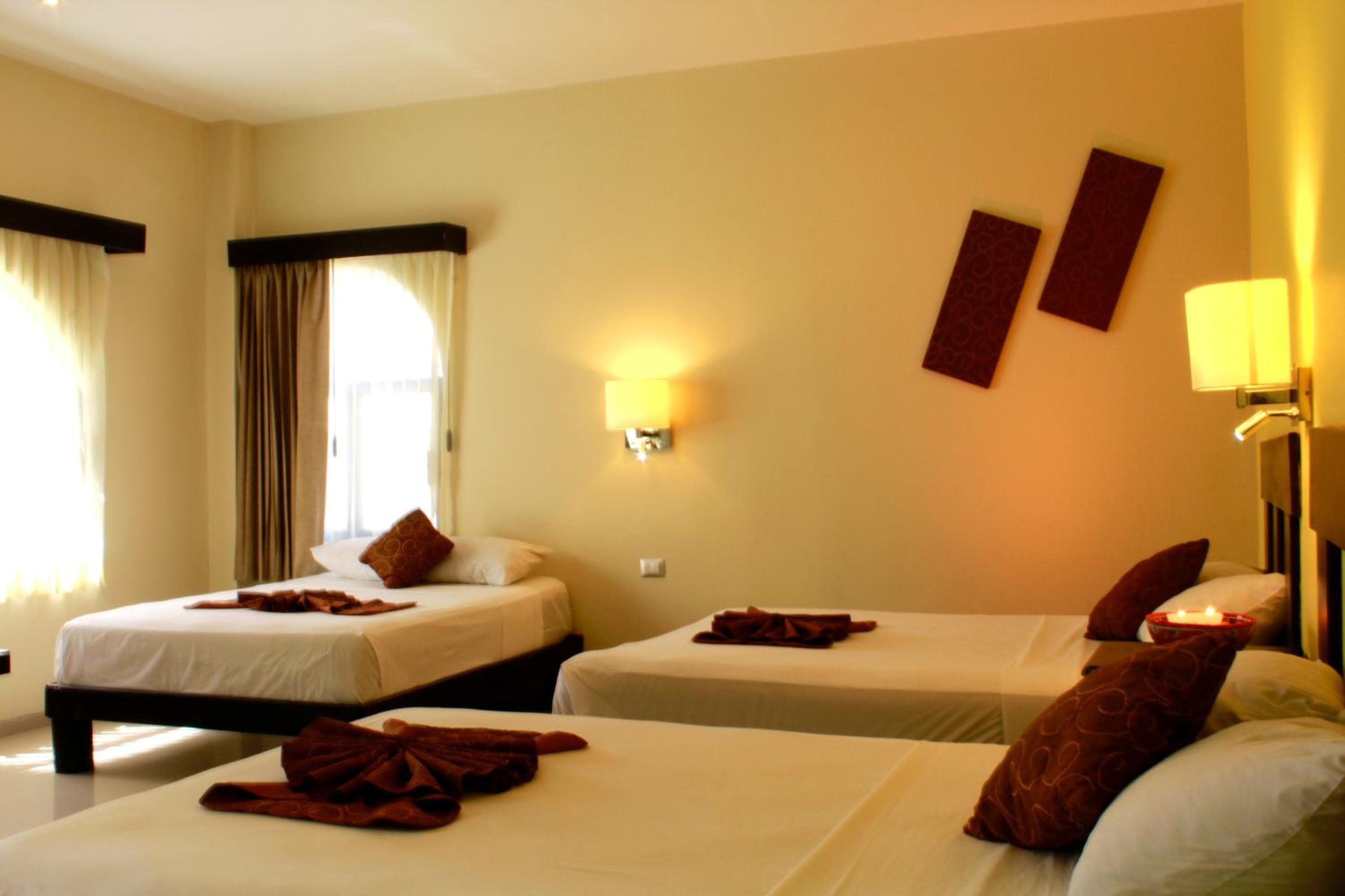 Hotel Nautilus — 23