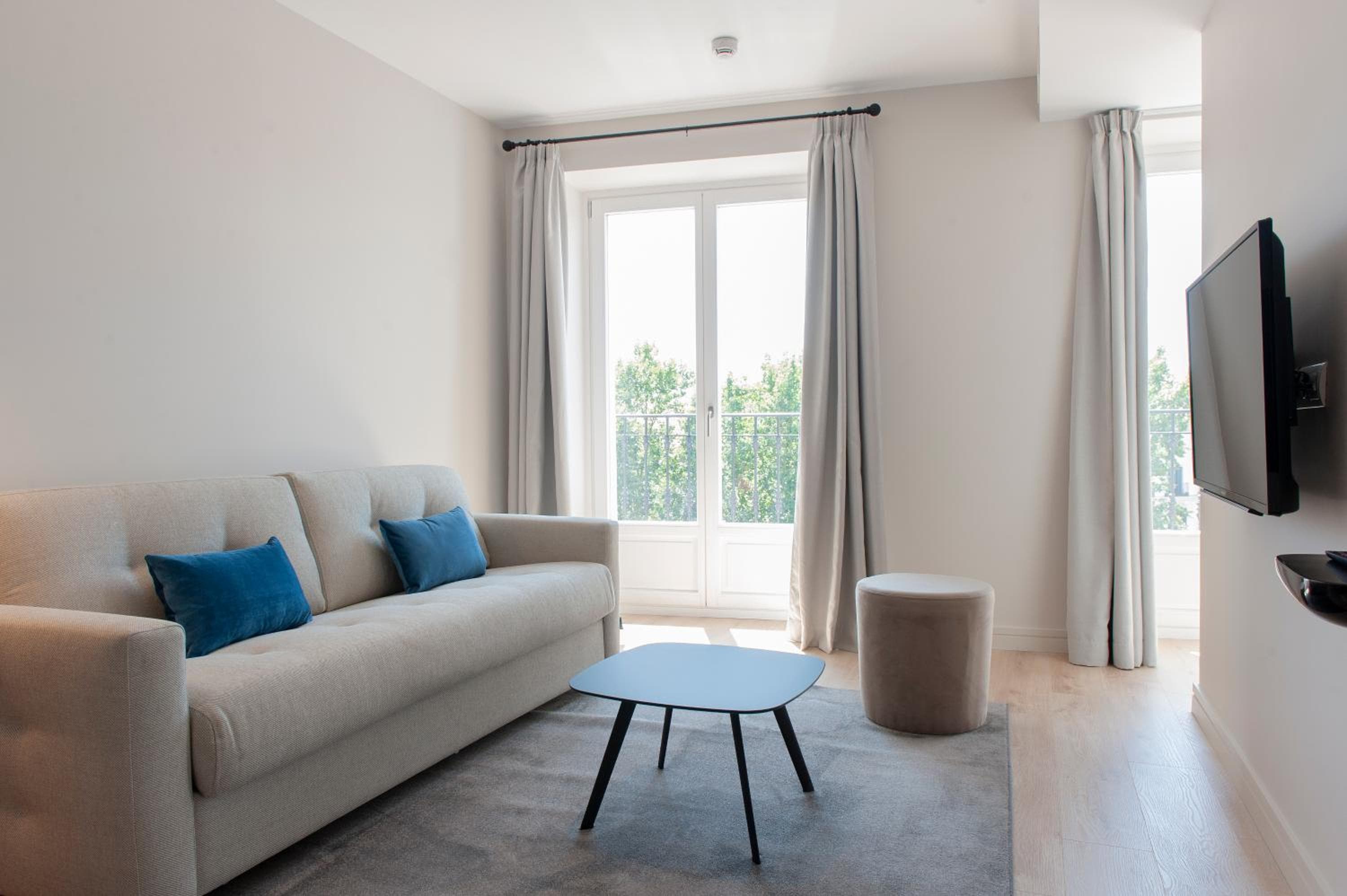 MH Apartments Central Madrid — 6