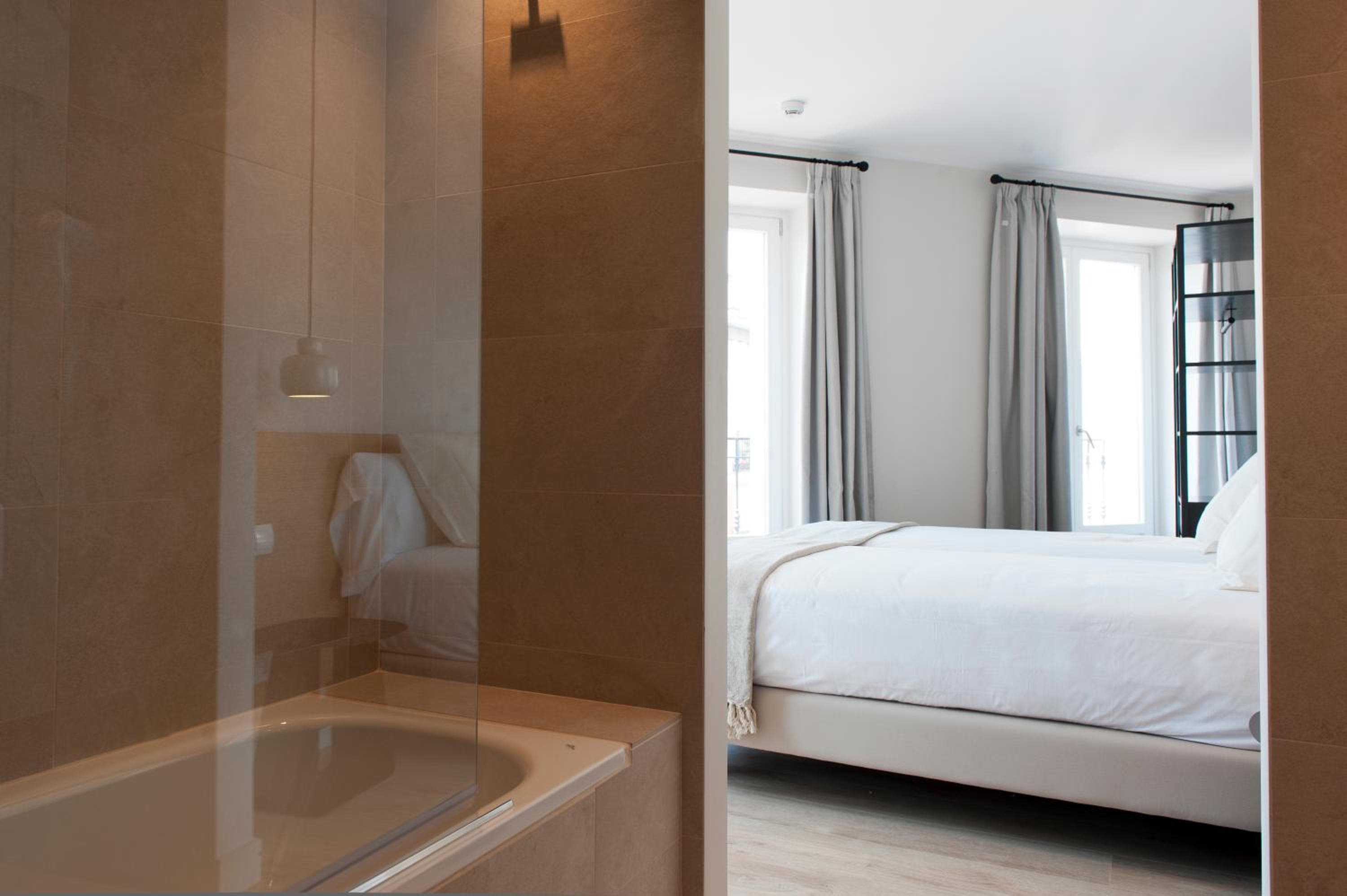 MH Apartments Central Madrid — 3