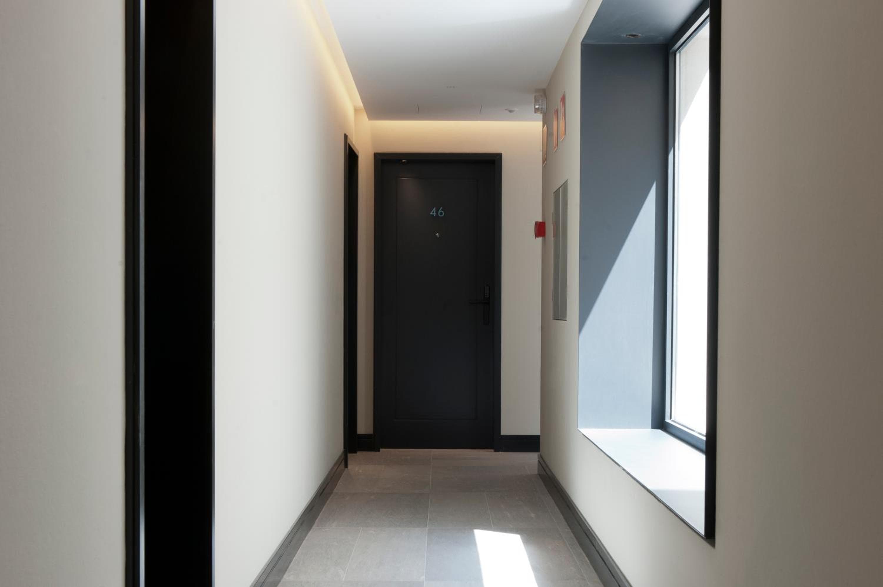 MH Apartments Central Madrid — 7