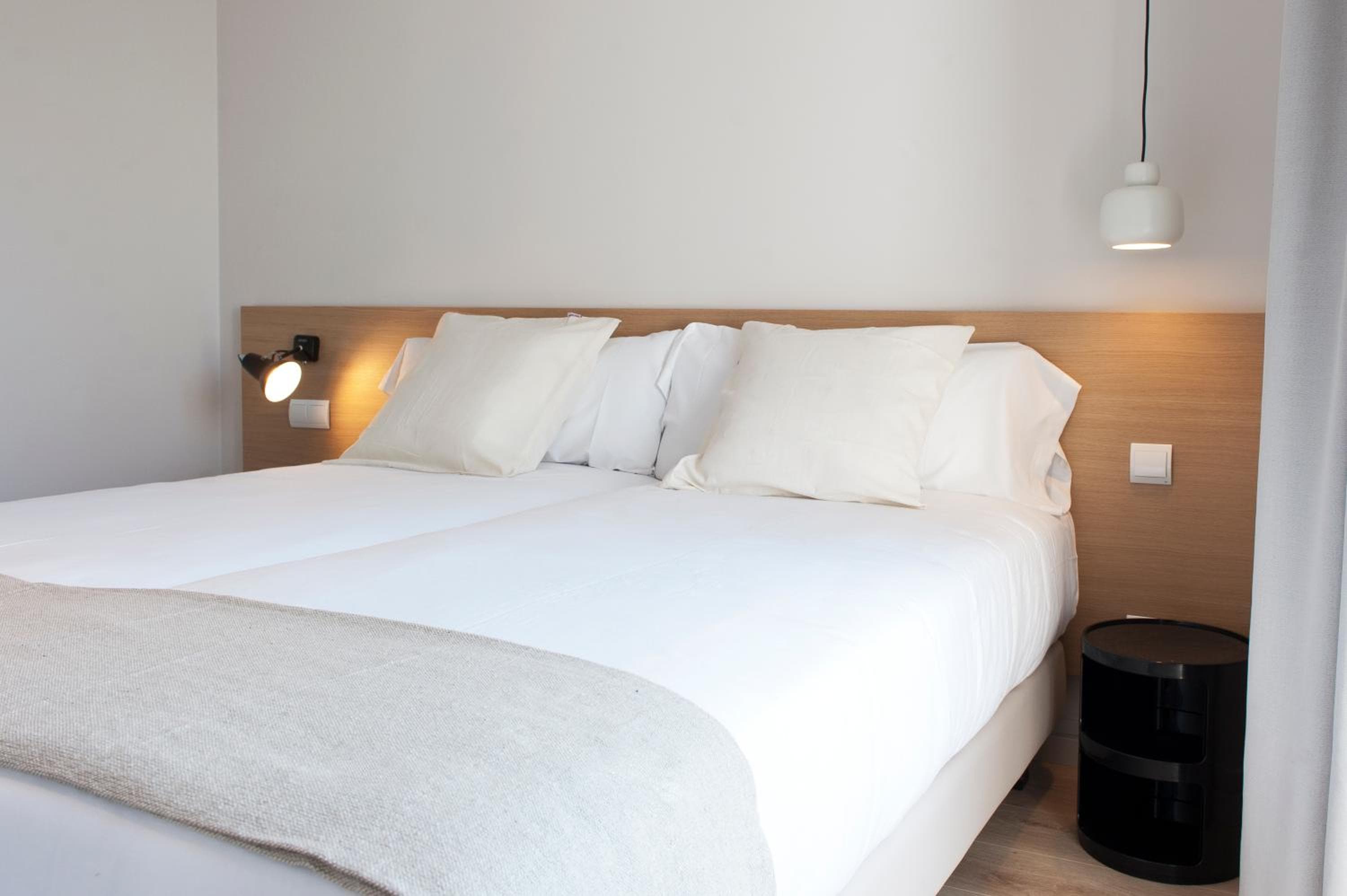 MH Apartments Central Madrid — 12