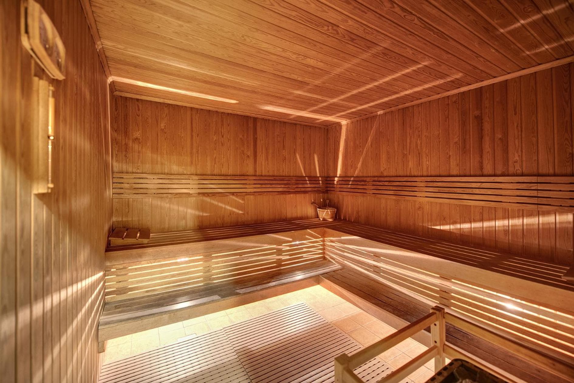 Al Khoory Executive Hotel, Al Wasl — 19