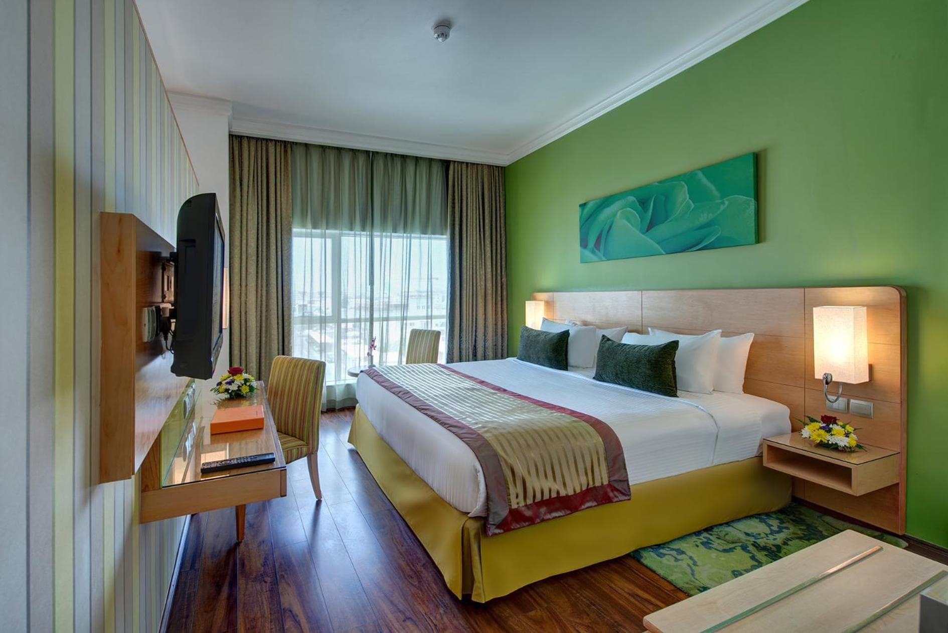 Al Khoory Executive Hotel, Al Wasl — 1
