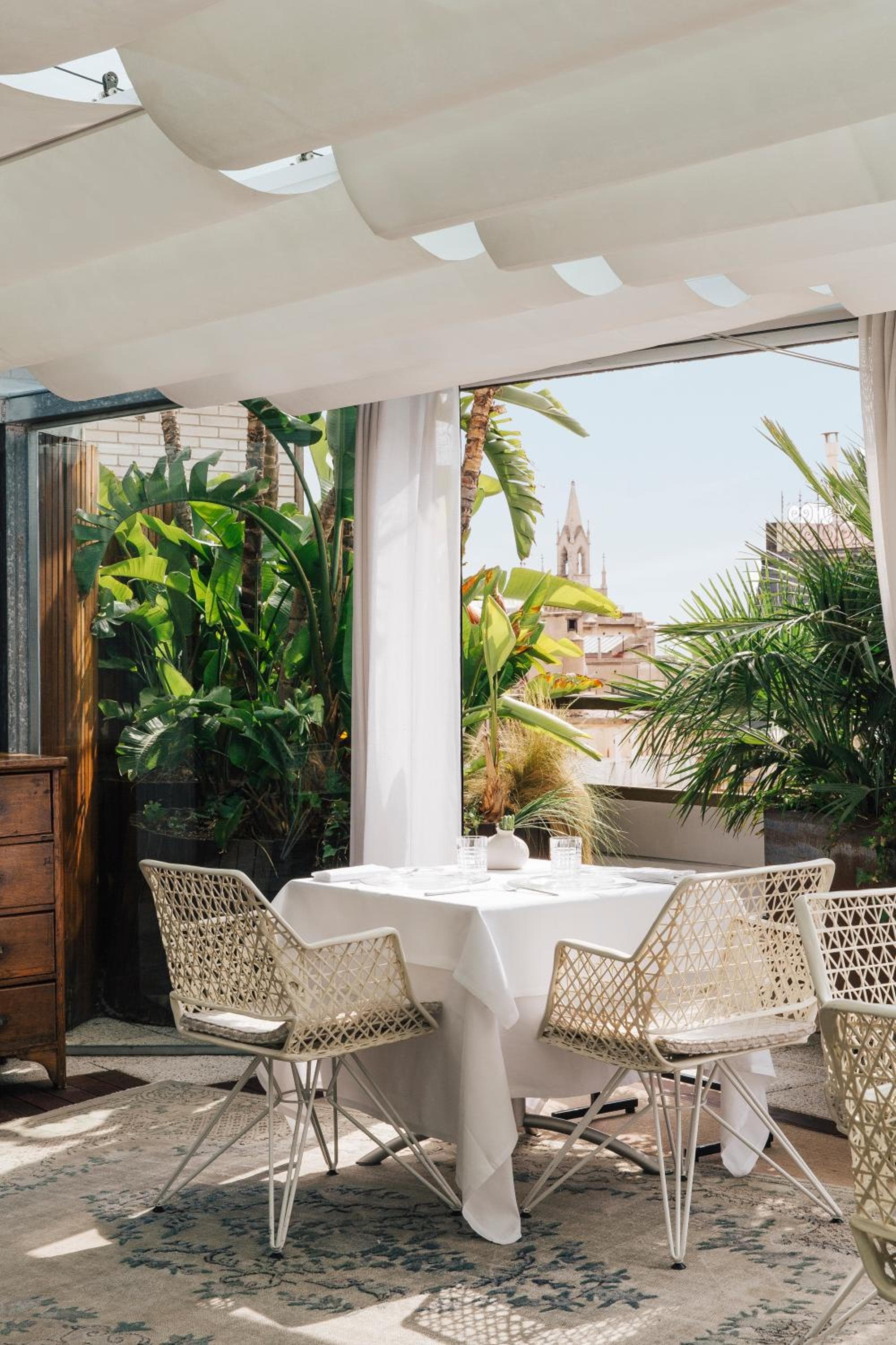 Claris Hotel & Spa GL, a Small Luxury Hotel of the World — 12