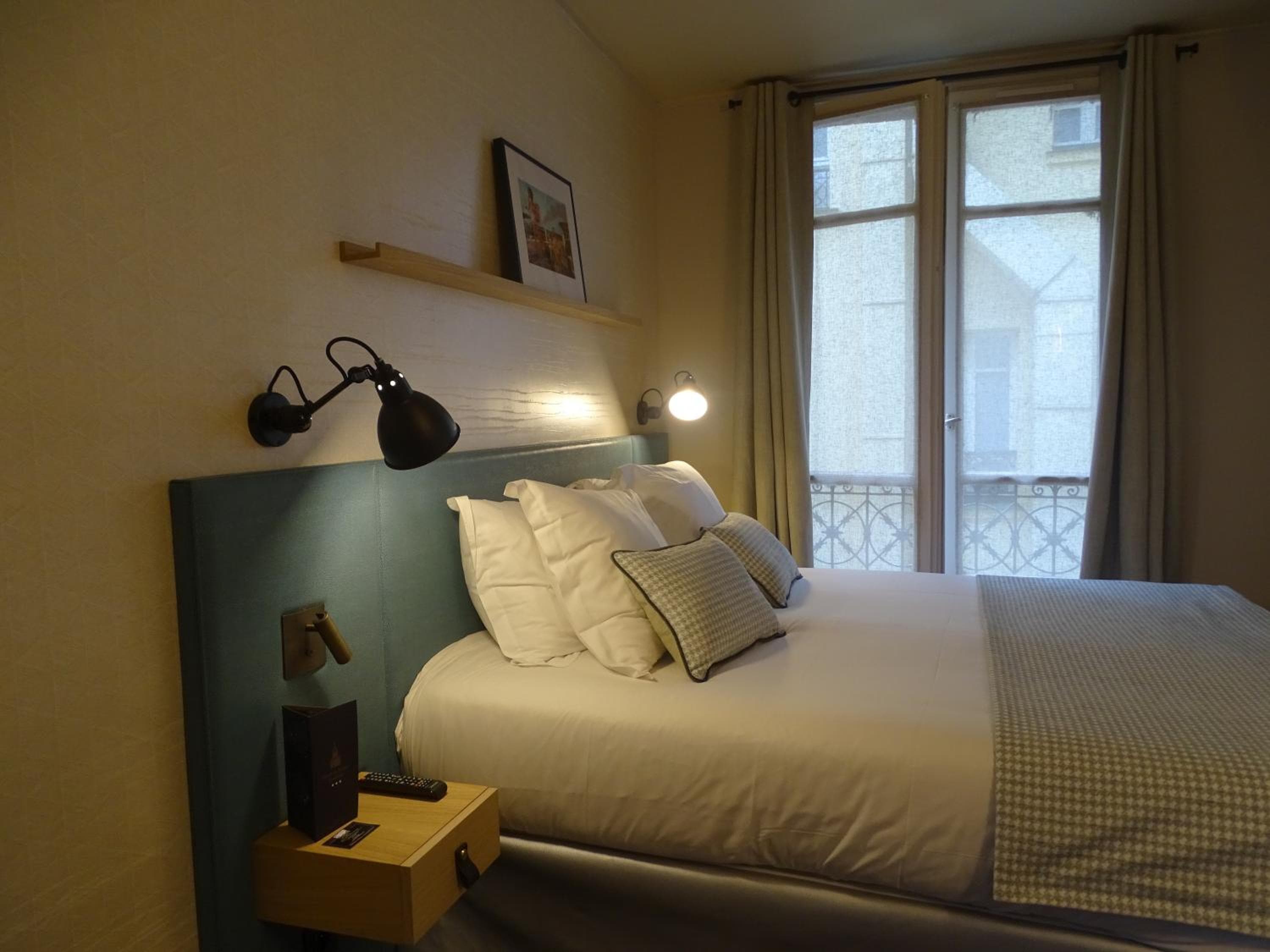Hotel de France Invalides — 22