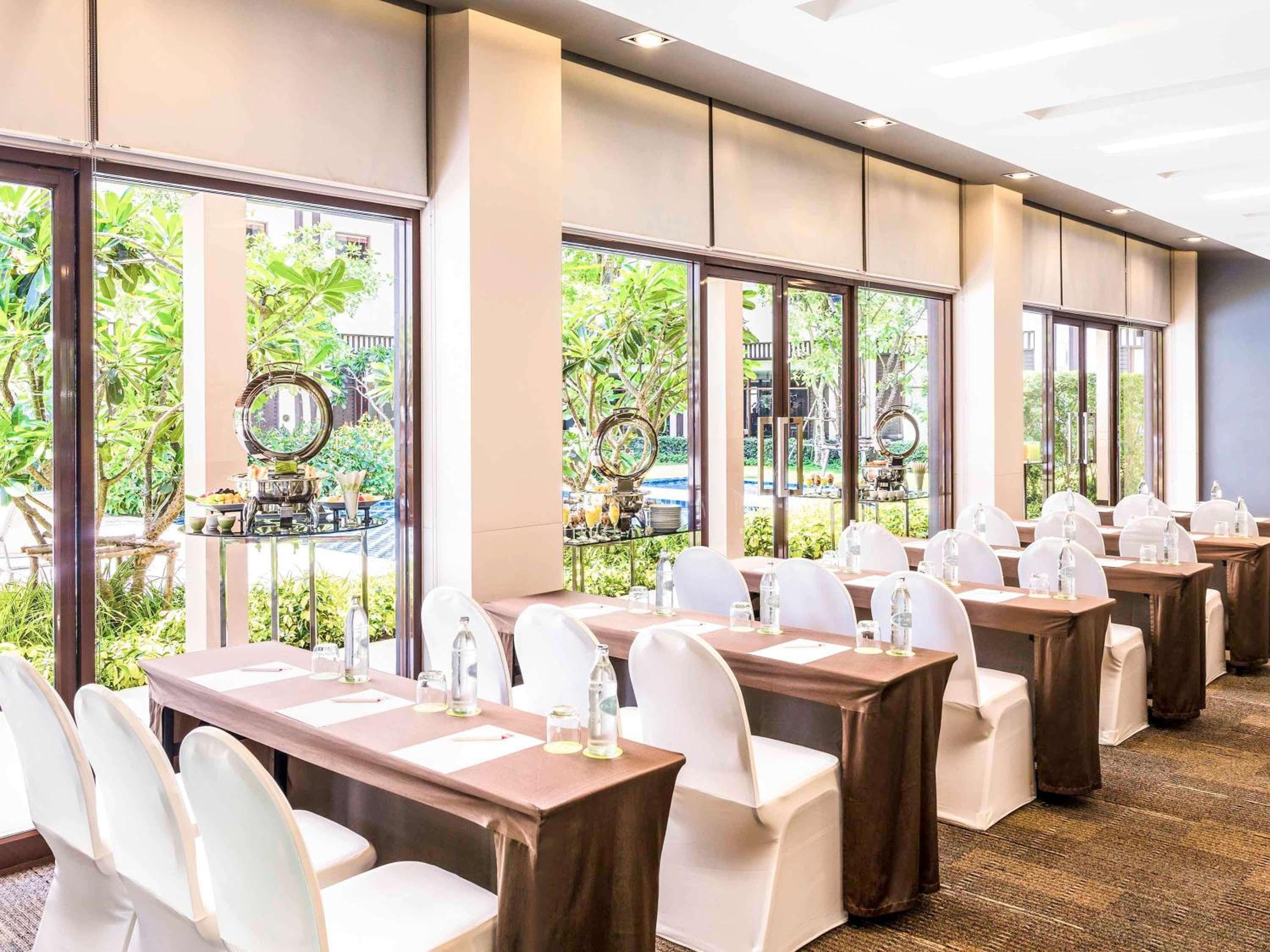 Ibis Bangkok Riverside — 25