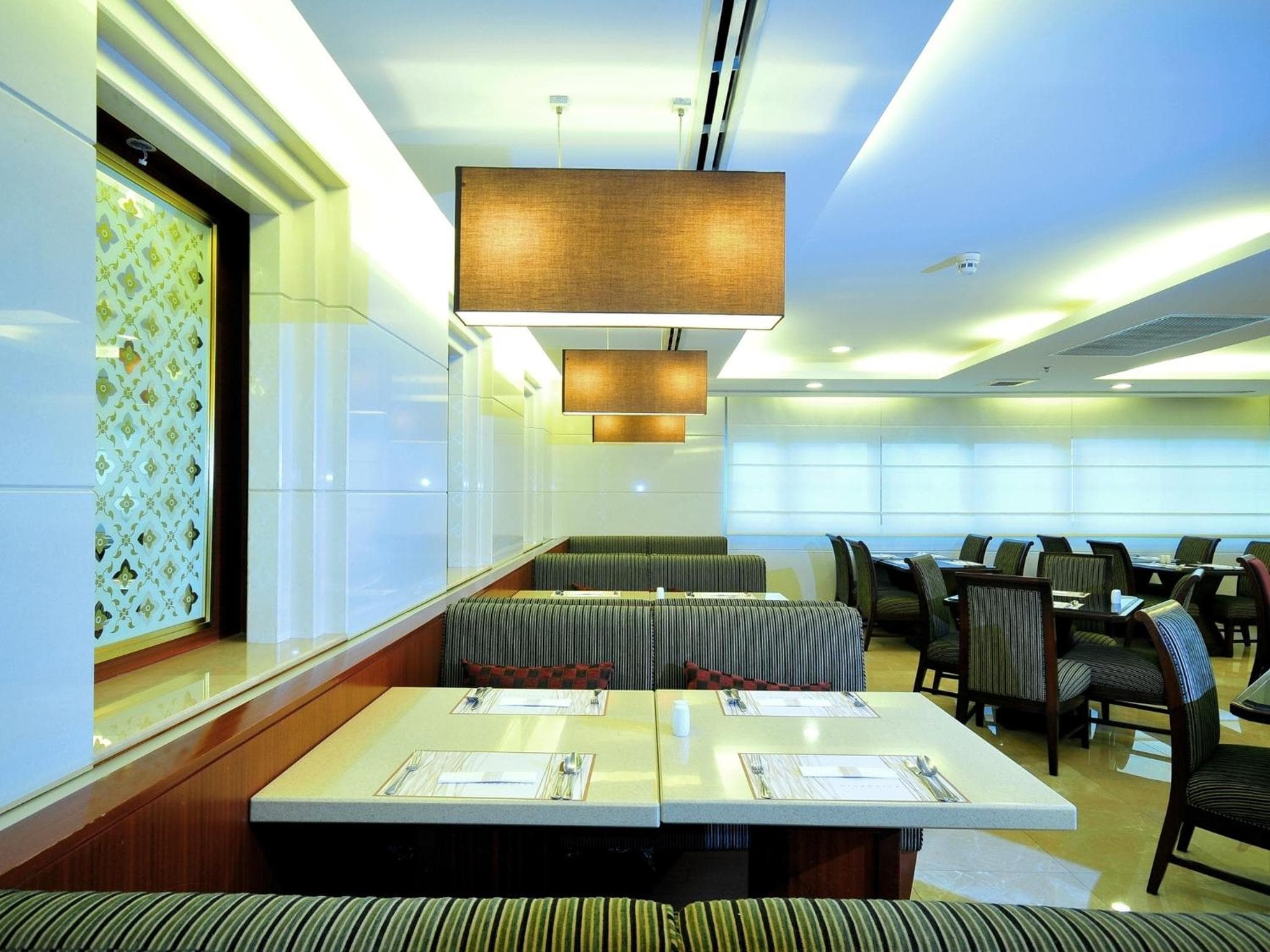 Centre Point Plus Hotel Silom — 18
