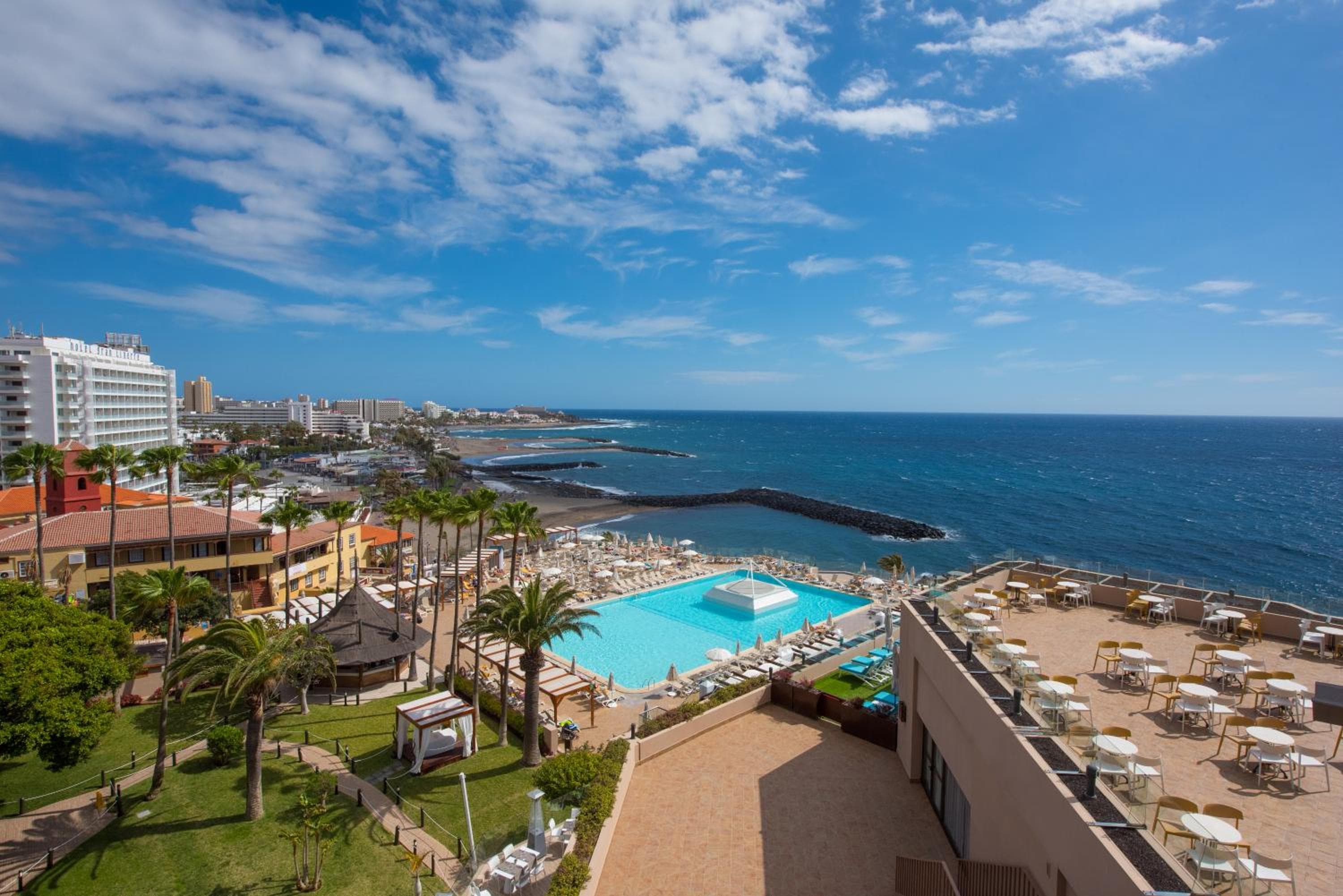 Iberostar Waves Bouganville Playa — 1
