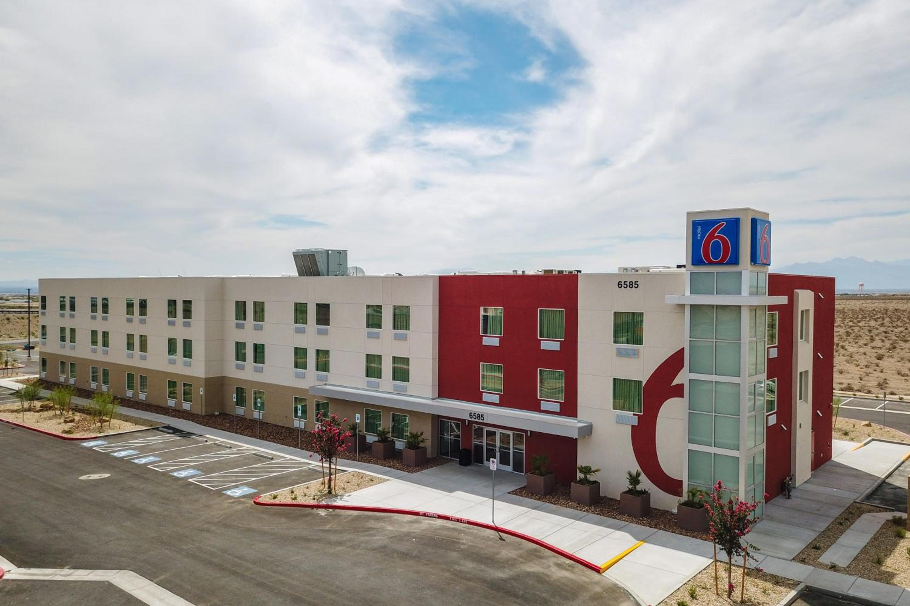 Motel 6-Las Vegas, NV - Motor Speedway — 6