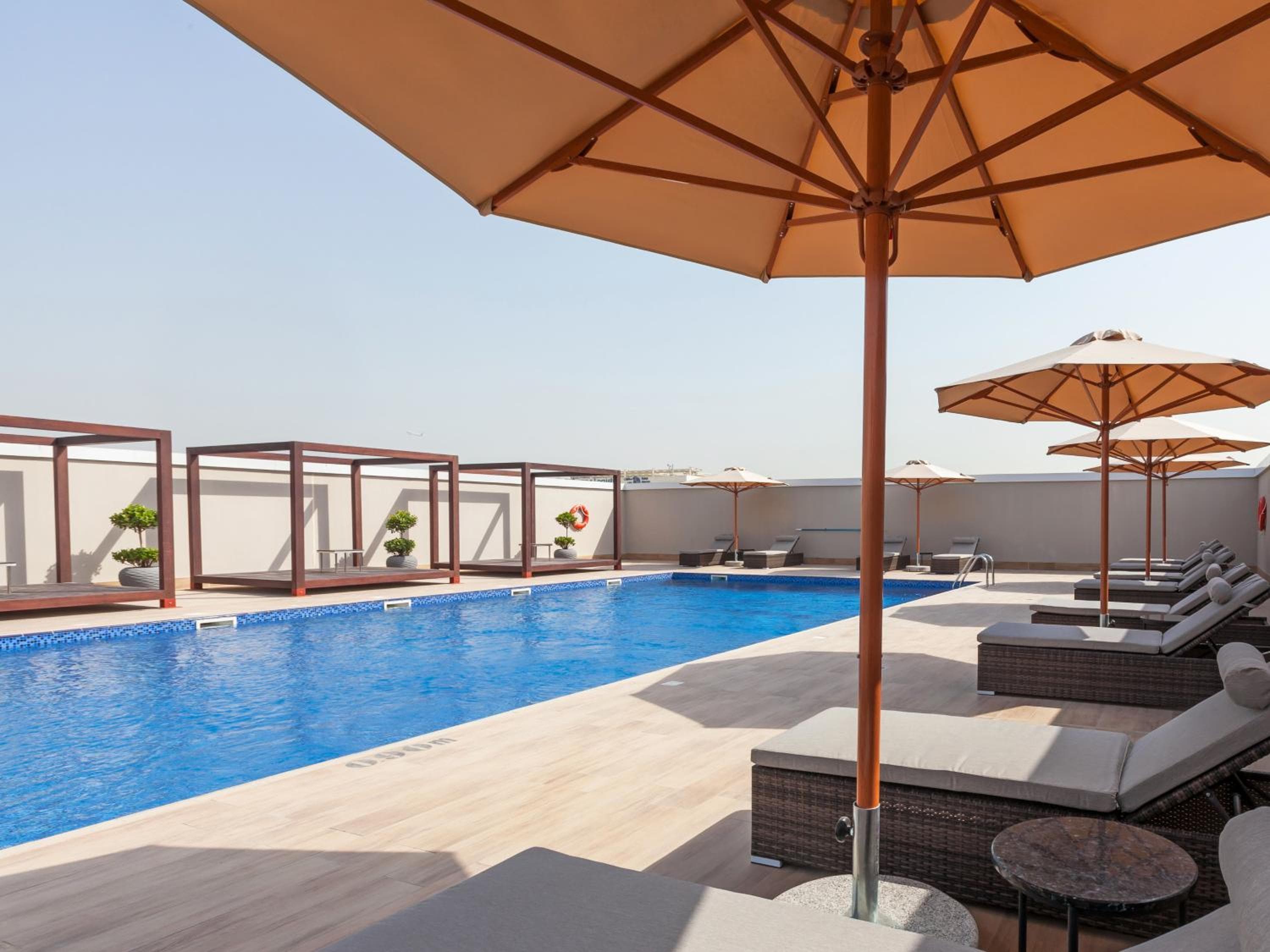 Flora Inn Hotel Dubai Airport — 10
