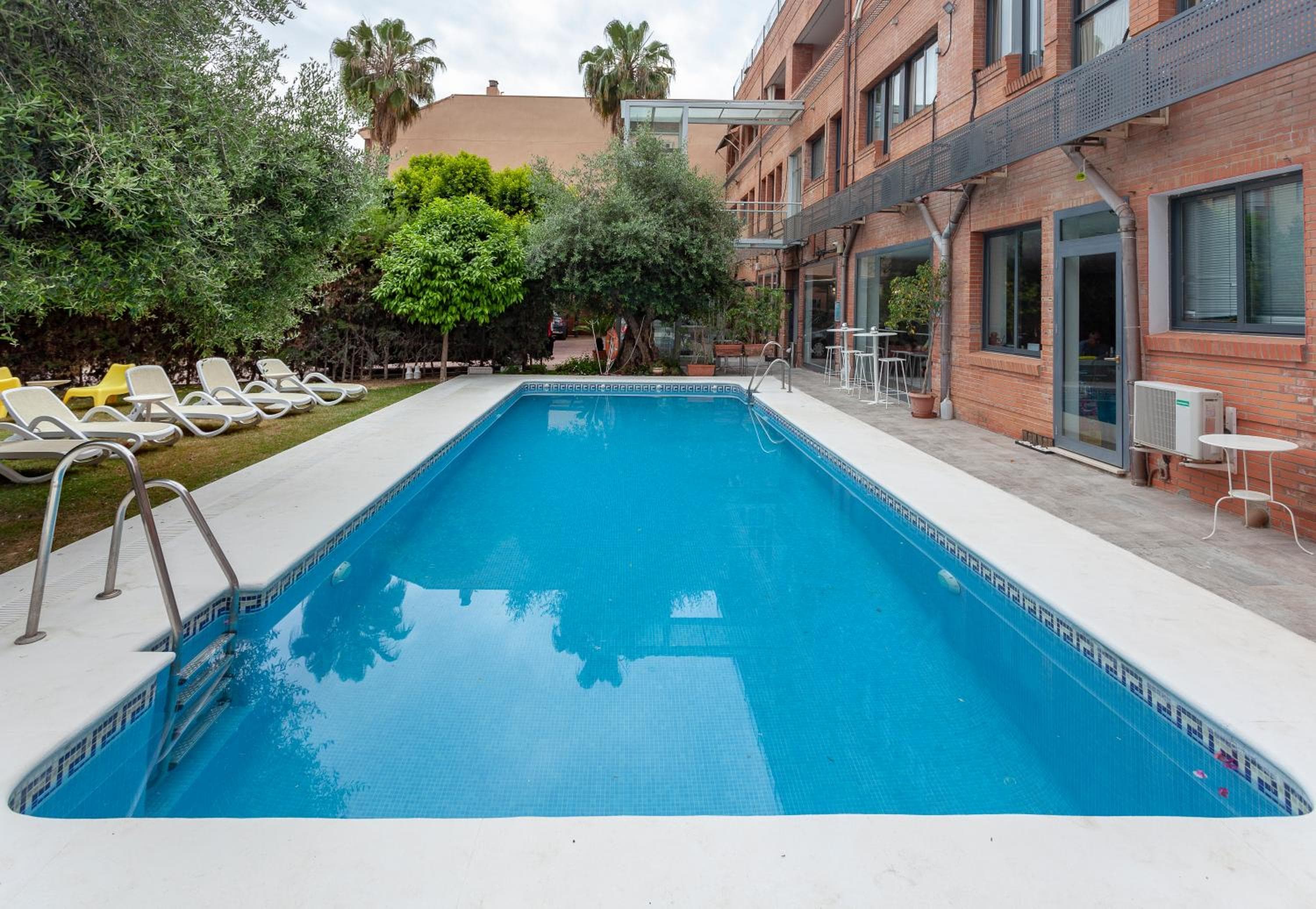 AACR Hotel Monteolivos — 15